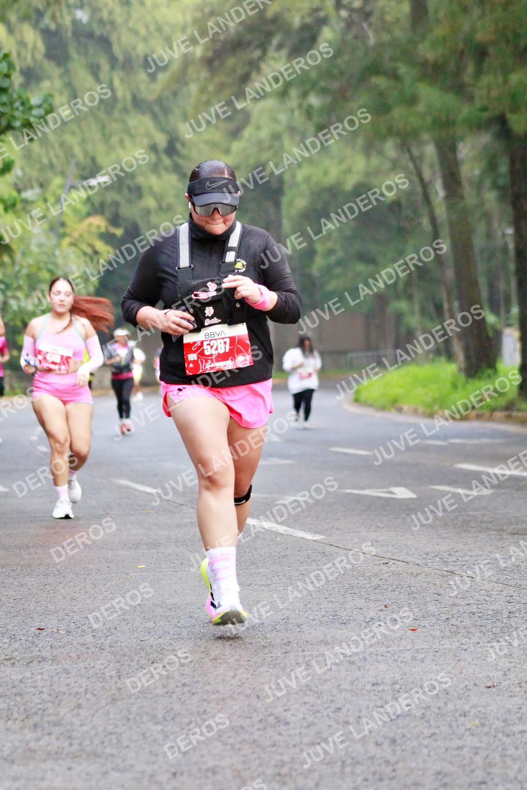 Foto del BARBIE RUN GUADALAJARA en Paseo Andares, Blvd. Puerta de Hierro 4965, Zapopan a las 07:12 · Ruta