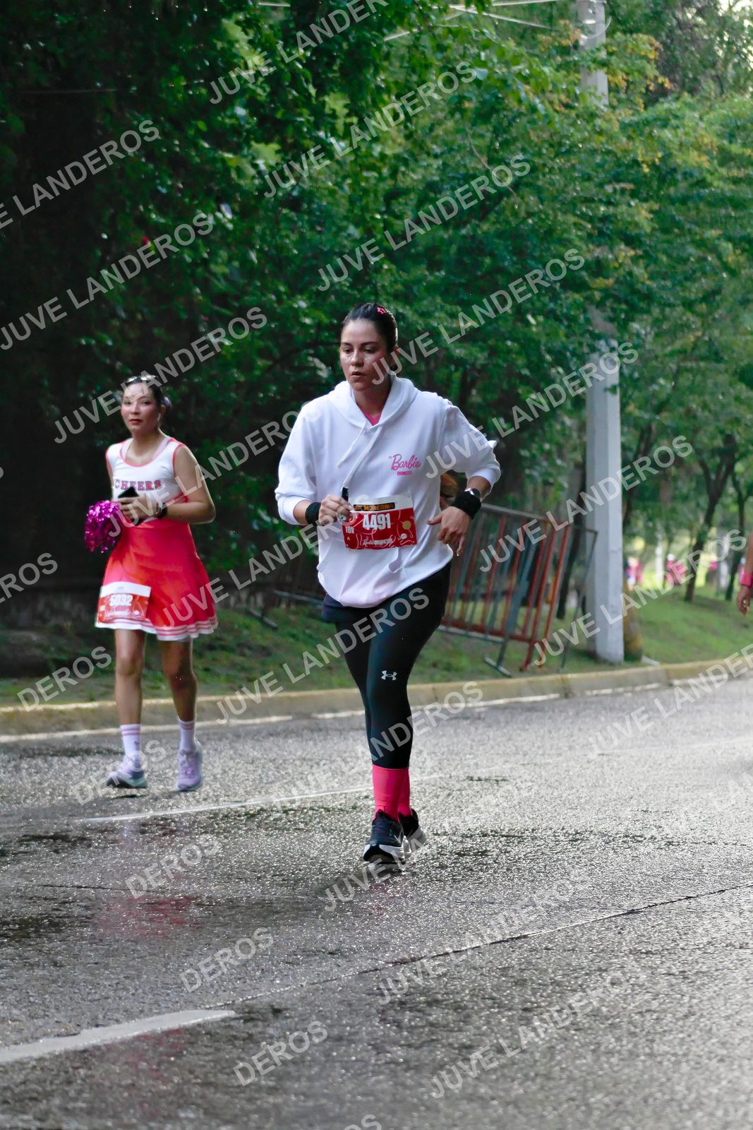 Foto del BARBIE RUN GUADALAJARA en Paseo Andares, Blvd. Puerta de Hierro 4965, Zapopan a las 07:41 · Ruta · dorsal 4491