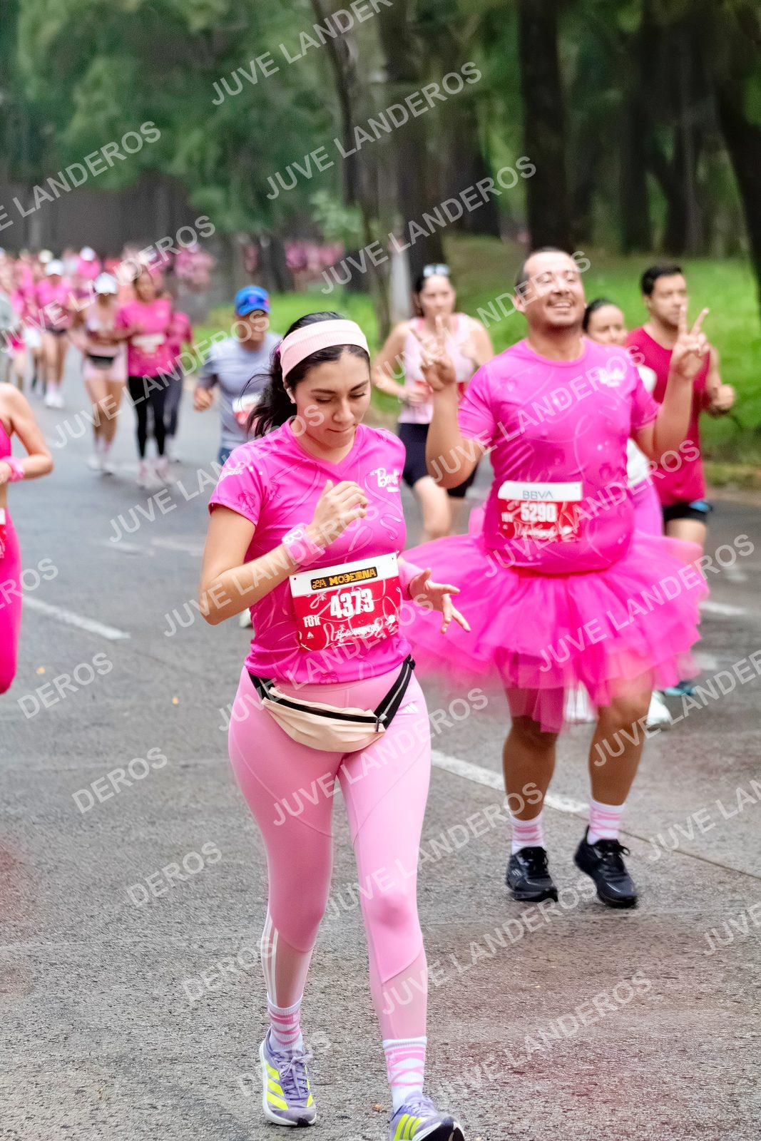 Foto del BARBIE RUN GUADALAJARA en Paseo Andares, Blvd. Puerta de Hierro 4965, Zapopan a las 07:03 · Ruta · dorsal 4373, 5290