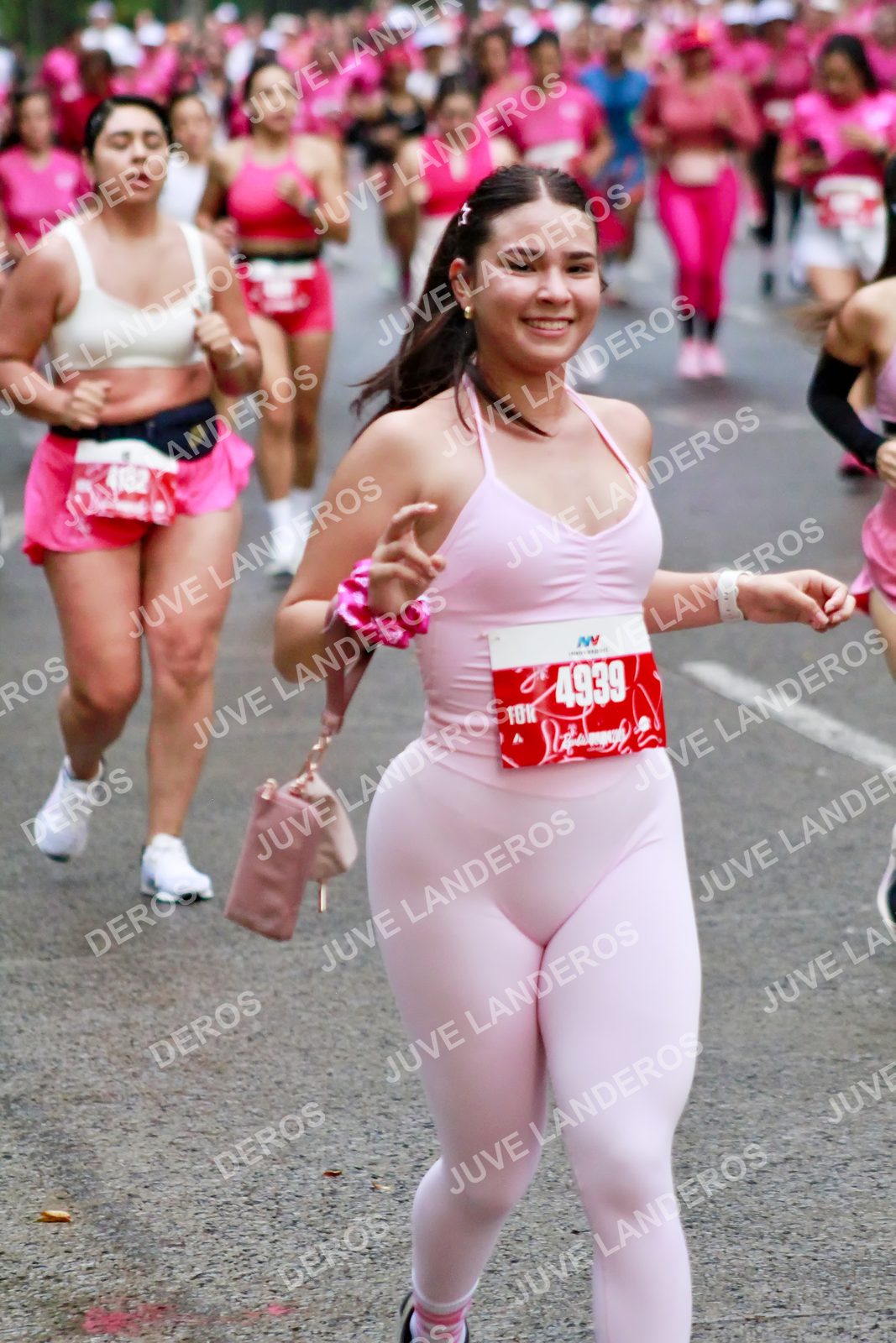 Foto del BARBIE RUN GUADALAJARA en Paseo Andares, Blvd. Puerta de Hierro 4965, Zapopan a las 07:05 · Ruta