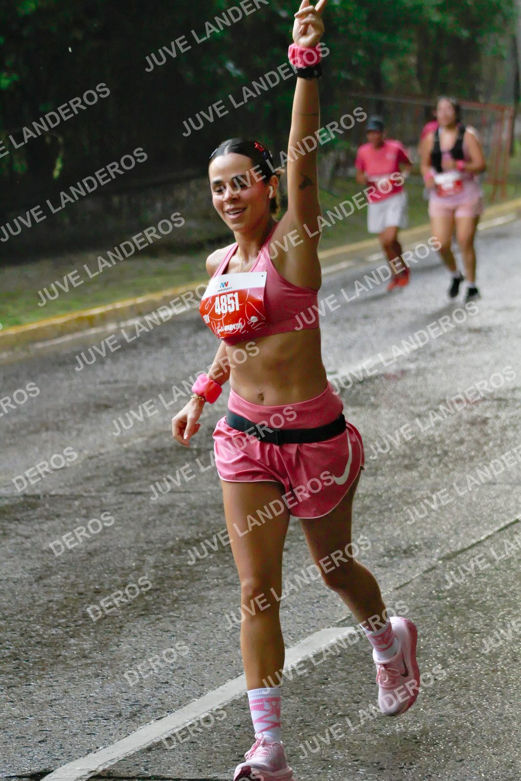 Foto del BARBIE RUN GUADALAJARA en Paseo Andares, Blvd. Puerta de Hierro 4965, Zapopan a las 07:36 · Ruta · dorsal 4851