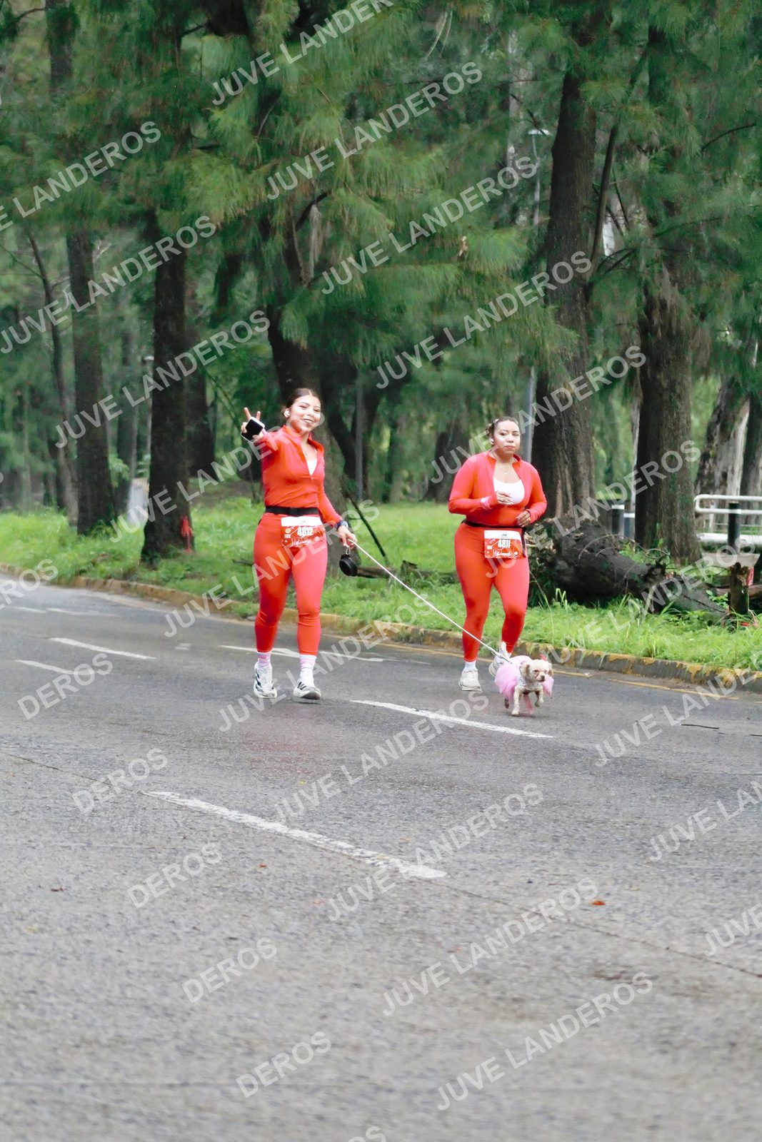 Foto del BARBIE RUN GUADALAJARA en Paseo Andares, Blvd. Puerta de Hierro 4965, Zapopan a las 07:28 · Ruta