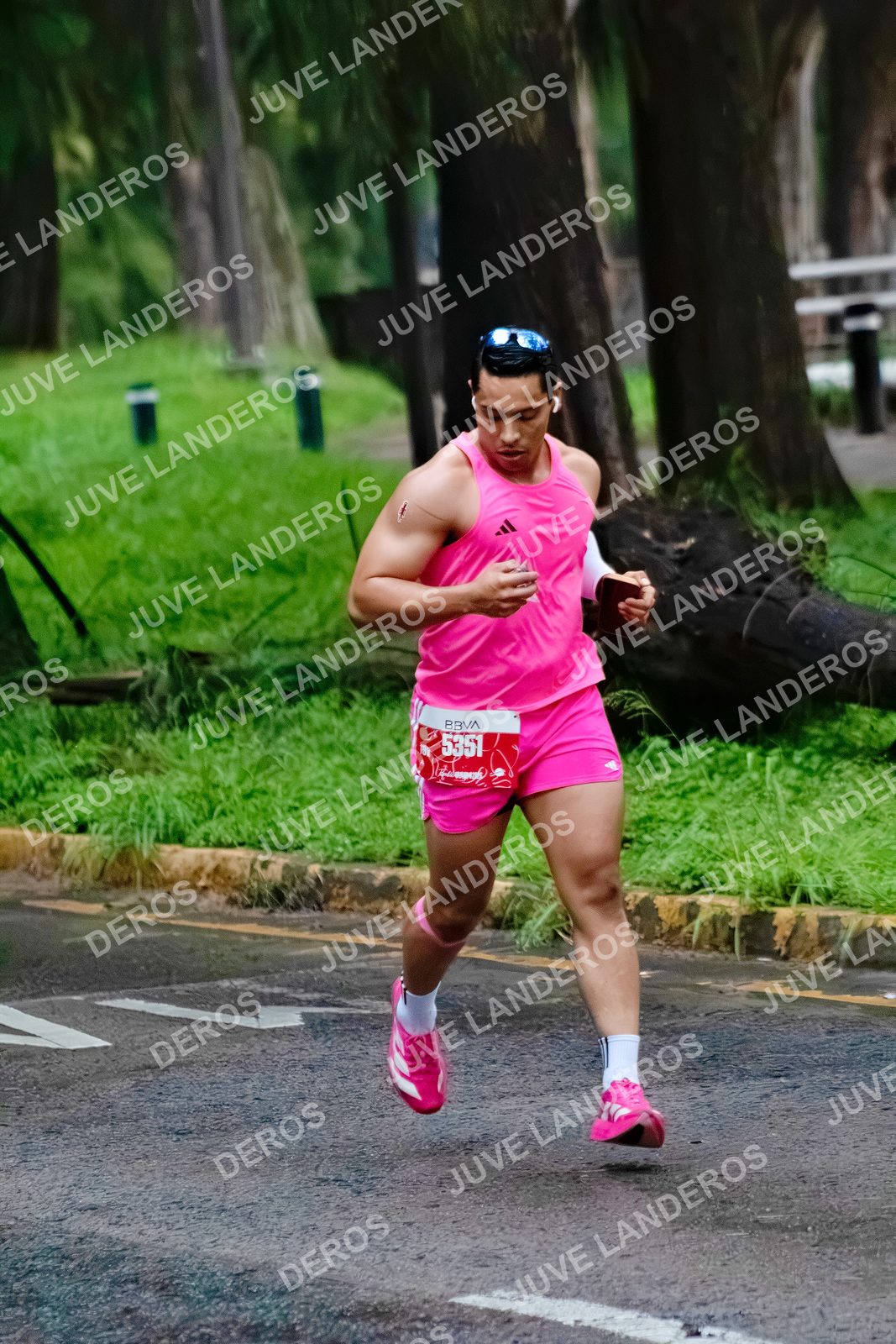 Foto del BARBIE RUN GUADALAJARA en Paseo Andares, Blvd. Puerta de Hierro 4965, Zapopan a las 06:57 · Ruta · dorsal 5351