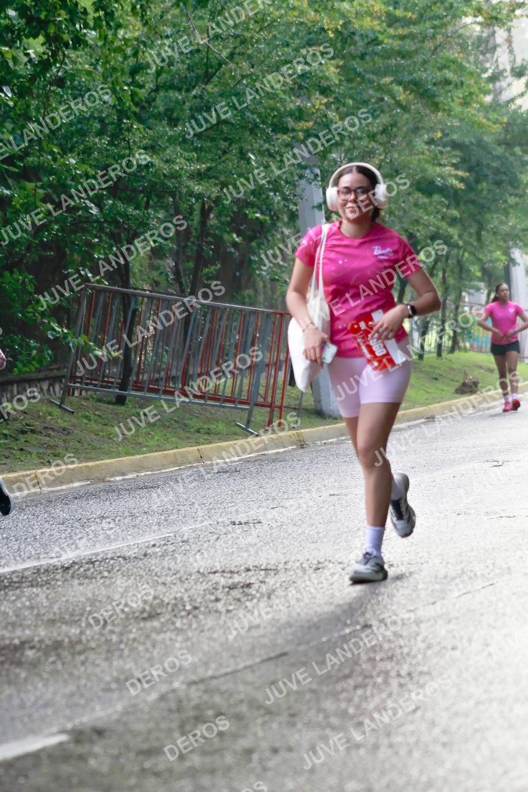 Foto del BARBIE RUN GUADALAJARA en Paseo Andares, Blvd. Puerta de Hierro 4965, Zapopan a las 07:44 · Ruta