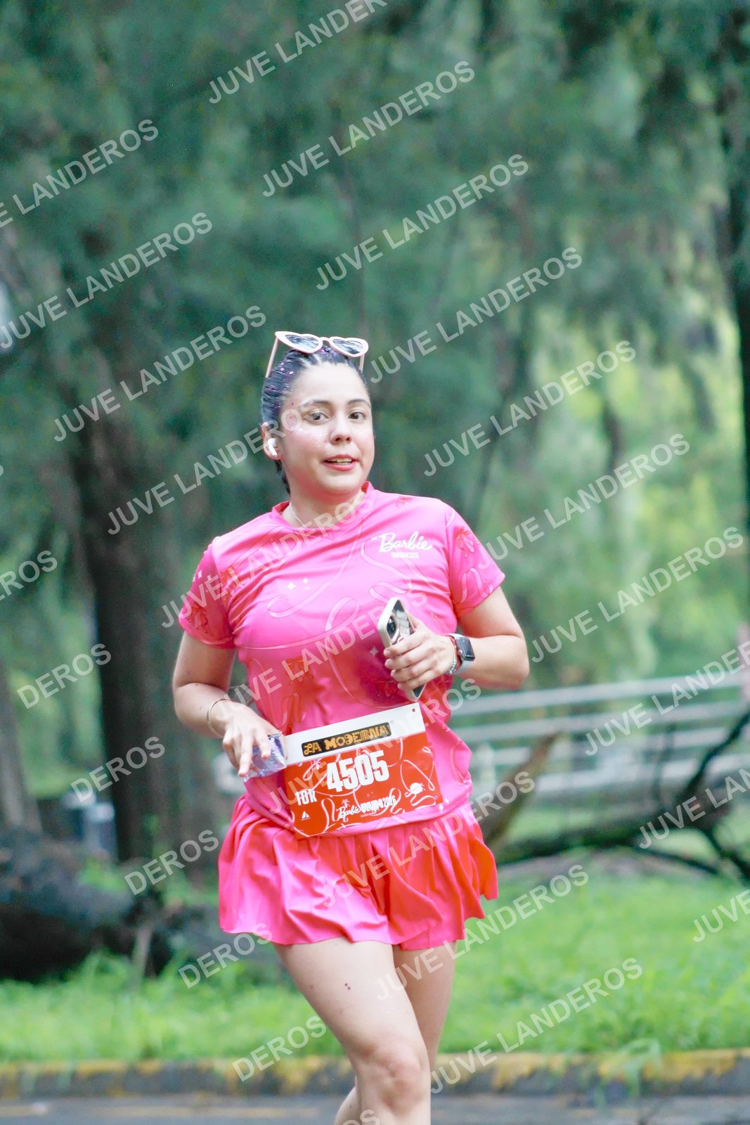 Foto del BARBIE RUN GUADALAJARA en Paseo Andares, Blvd. Puerta de Hierro 4965, Zapopan a las 07:25 · Ruta · dorsal 4505