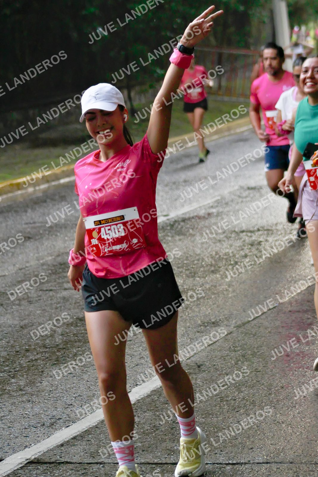 Foto del BARBIE RUN GUADALAJARA en Paseo Andares, Blvd. Puerta de Hierro 4965, Zapopan a las 07:37 · Ruta · dorsal 4503