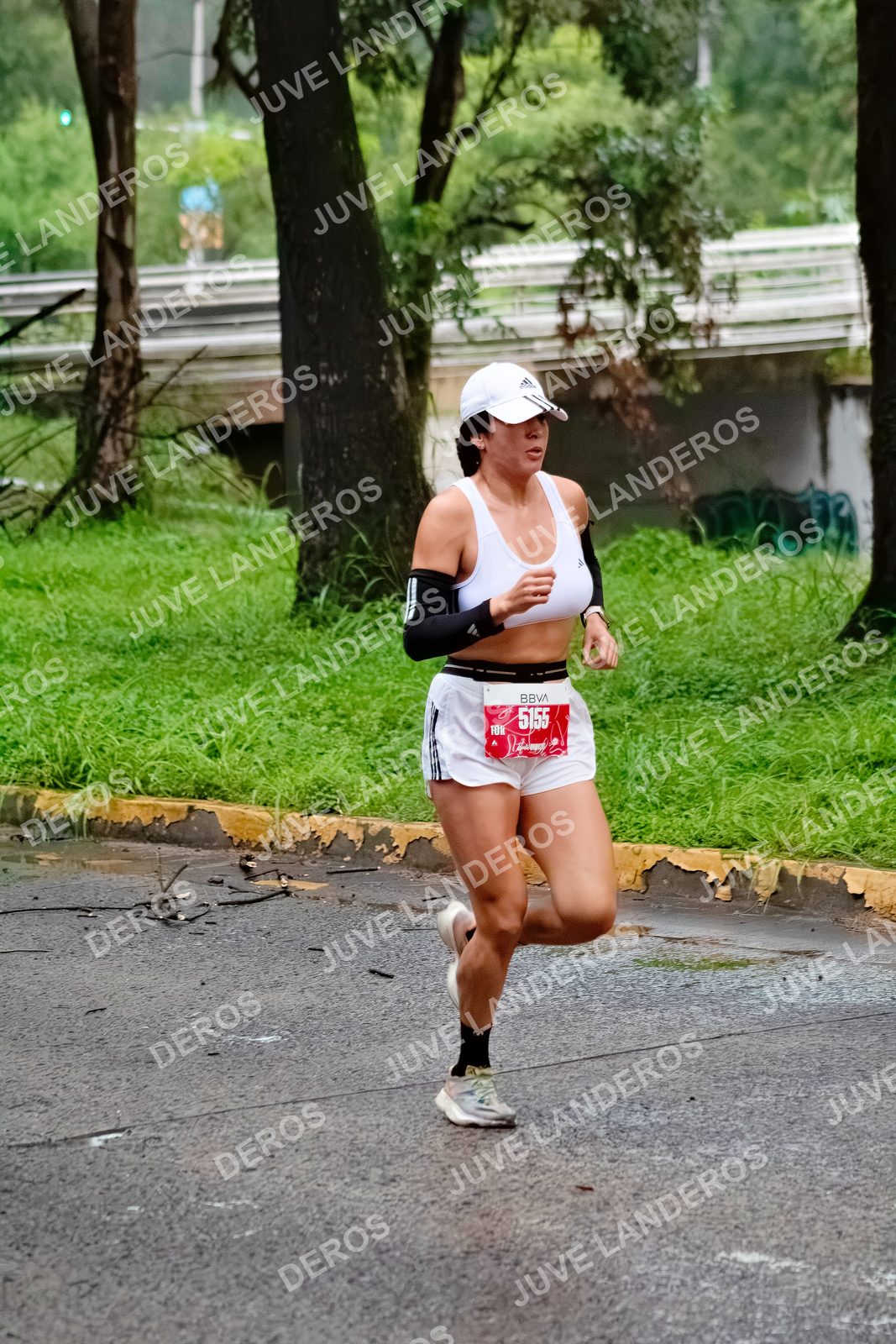 Foto del BARBIE RUN GUADALAJARA en Paseo Andares, Blvd. Puerta de Hierro 4965, Zapopan a las 06:56 · Ruta · dorsal 5155