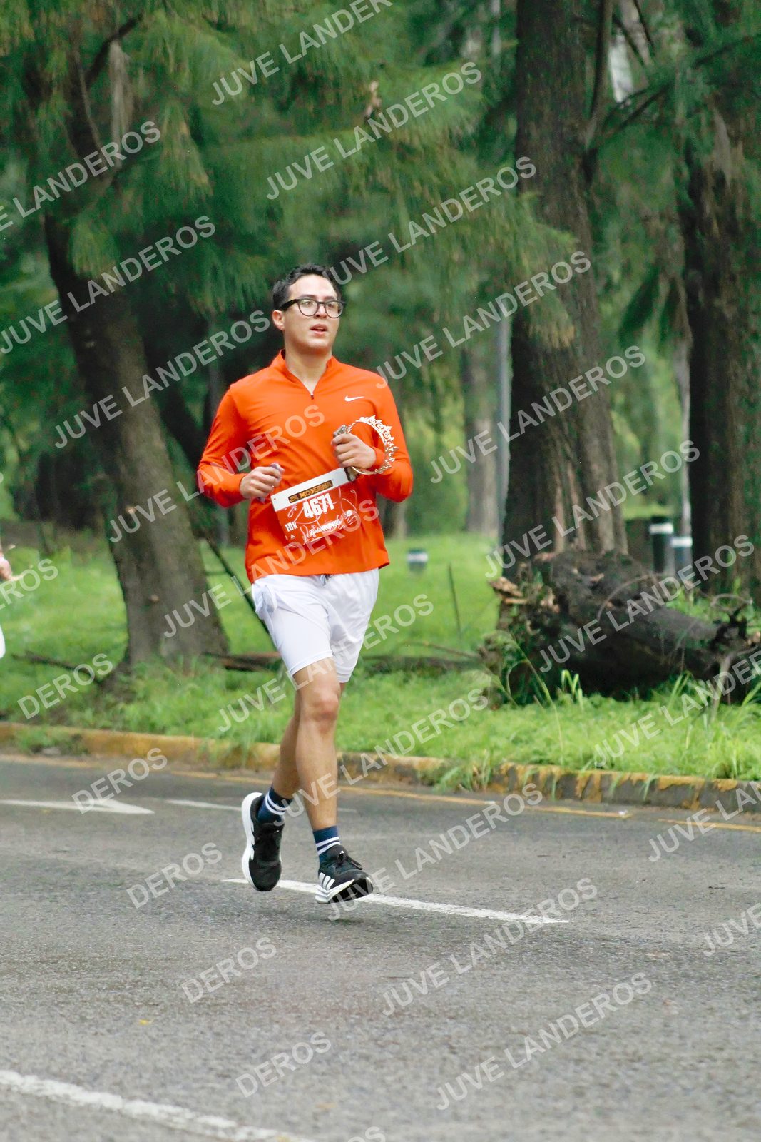 Foto del BARBIE RUN GUADALAJARA en Paseo Andares, Blvd. Puerta de Hierro 4965, Zapopan a las 07:29 · Ruta · dorsal 4671