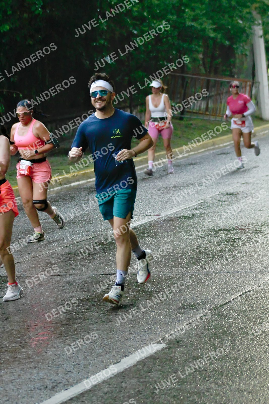 Foto del BARBIE RUN GUADALAJARA en Paseo Andares, Blvd. Puerta de Hierro 4965, Zapopan a las 07:37 · Ruta · dorsal 5315