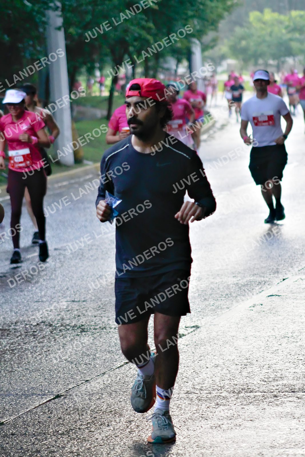 Foto del BARBIE RUN GUADALAJARA en Paseo Andares, Blvd. Puerta de Hierro 4965, Zapopan a las 07:38 · Ruta