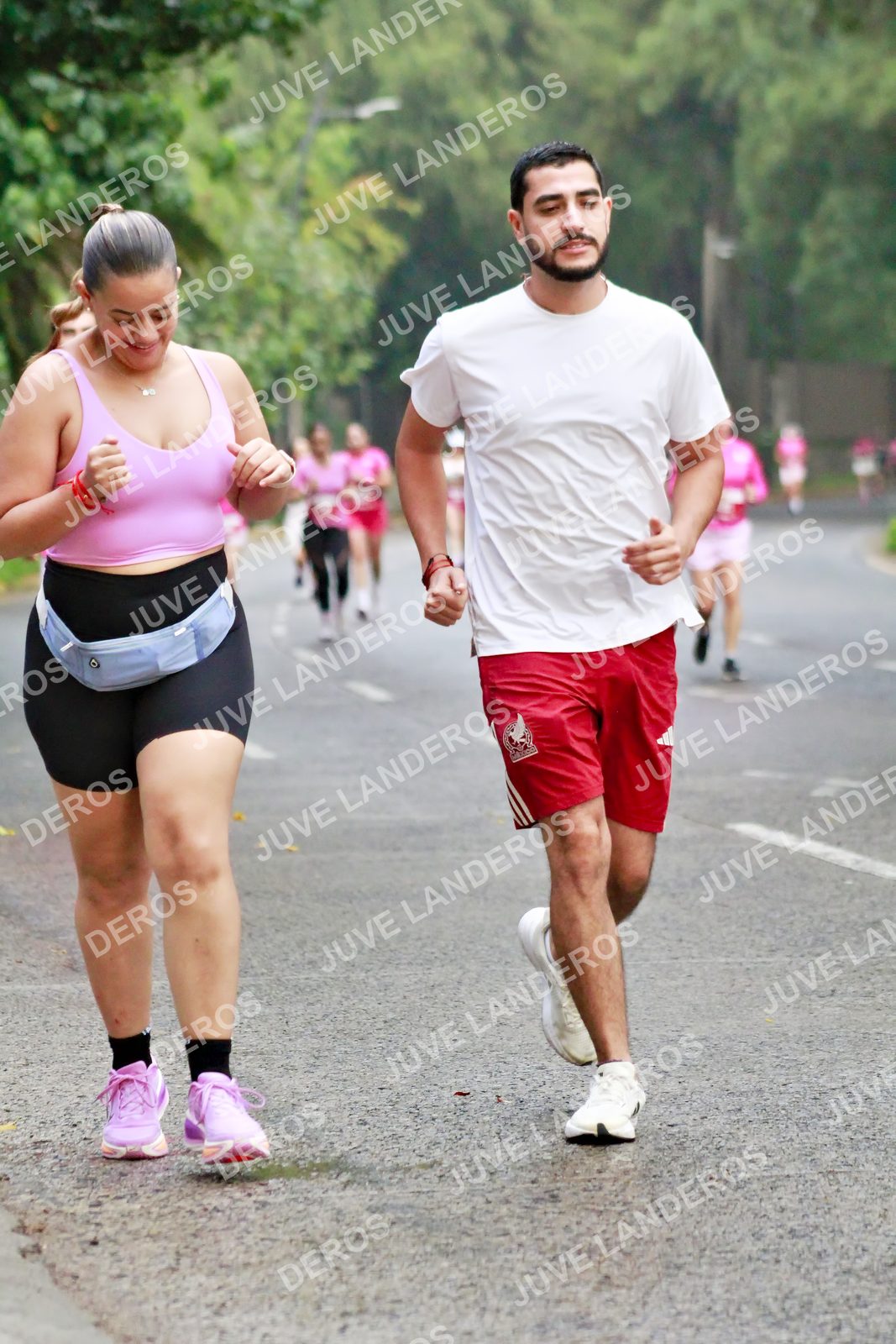 Foto del BARBIE RUN GUADALAJARA en Paseo Andares, Blvd. Puerta de Hierro 4965, Zapopan a las 07:09 · Ruta