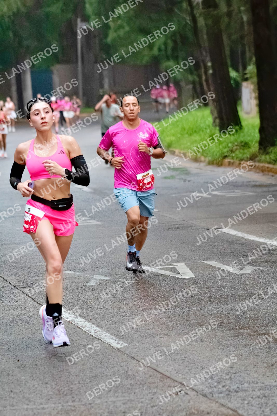 Foto del BARBIE RUN GUADALAJARA en Paseo Andares, Blvd. Puerta de Hierro 4965, Zapopan a las 06:59 · Ruta · dorsal 4660