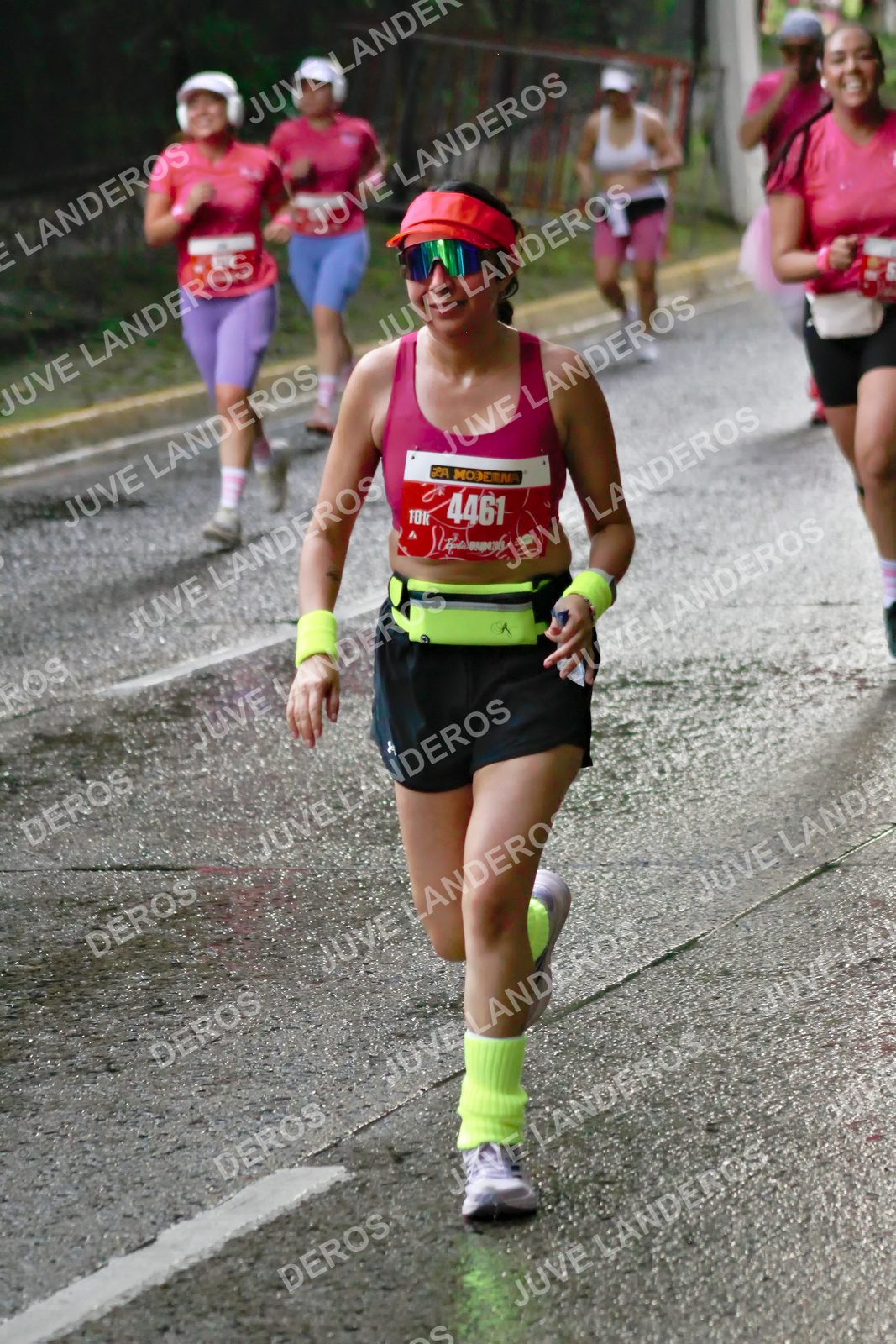 Foto del BARBIE RUN GUADALAJARA en Paseo Andares, Blvd. Puerta de Hierro 4965, Zapopan a las 07:36 · Ruta · dorsal 4461