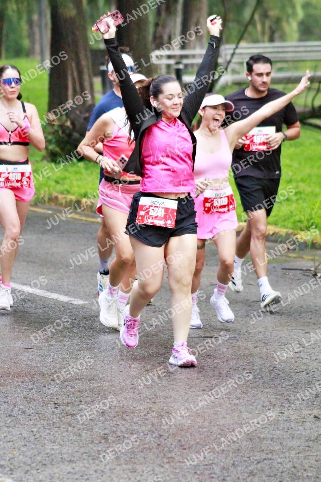 Foto del BARBIE RUN GUADALAJARA en Paseo Andares, Blvd. Puerta de Hierro 4965, Zapopan a las 07:07 · Ruta
