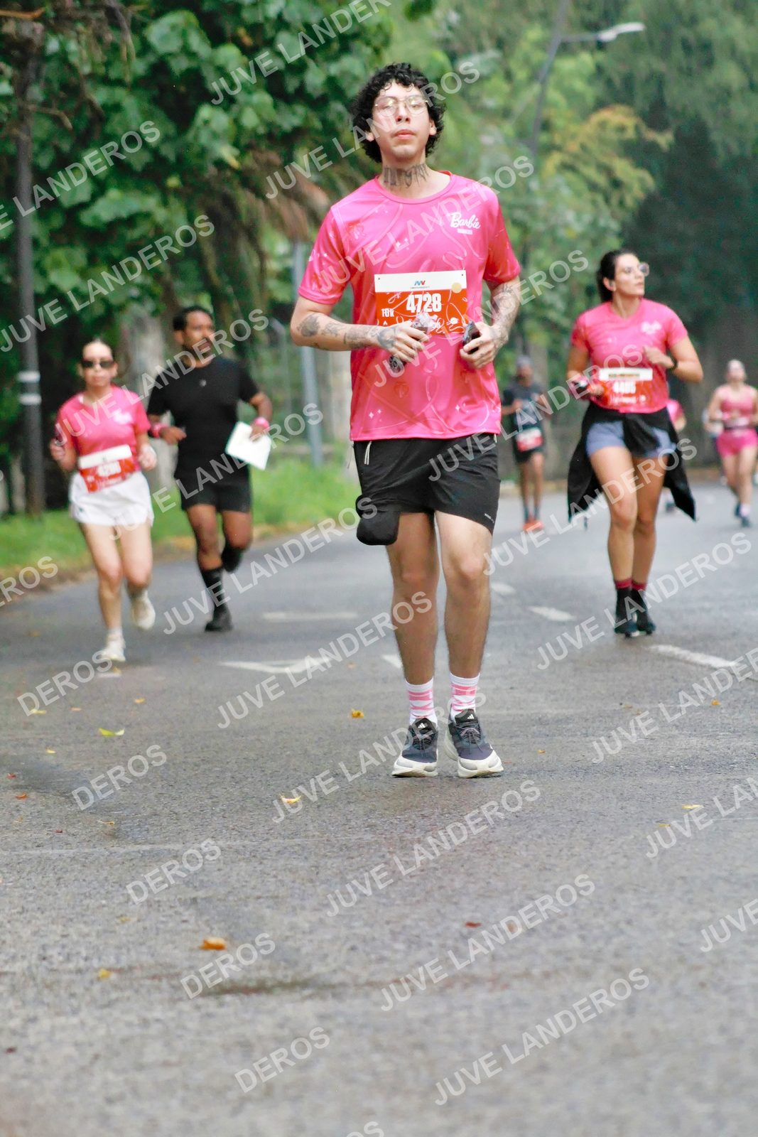 Foto del BARBIE RUN GUADALAJARA en Paseo Andares, Blvd. Puerta de Hierro 4965, Zapopan a las 07:21 · Ruta · dorsal 4728