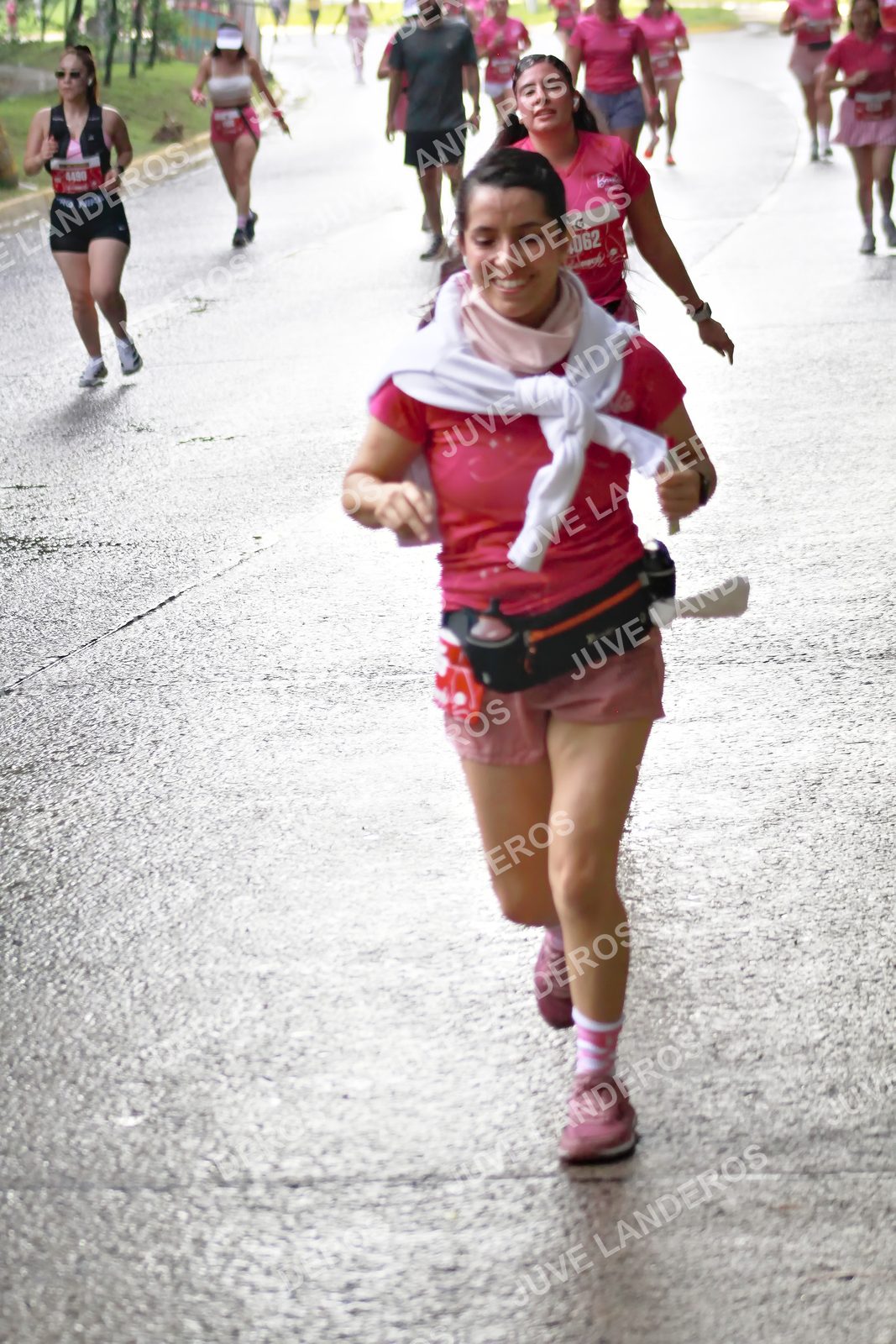 Foto del BARBIE RUN GUADALAJARA en Paseo Andares, Blvd. Puerta de Hierro 4965, Zapopan a las 07:46 · Ruta