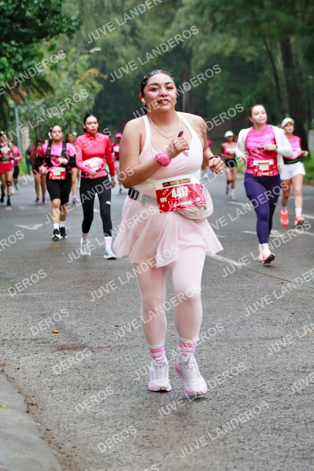 Foto del BARBIE RUN GUADALAJARA en Paseo Andares, Blvd. Puerta de Hierro 4965, Zapopan a las 07:07 · Ruta