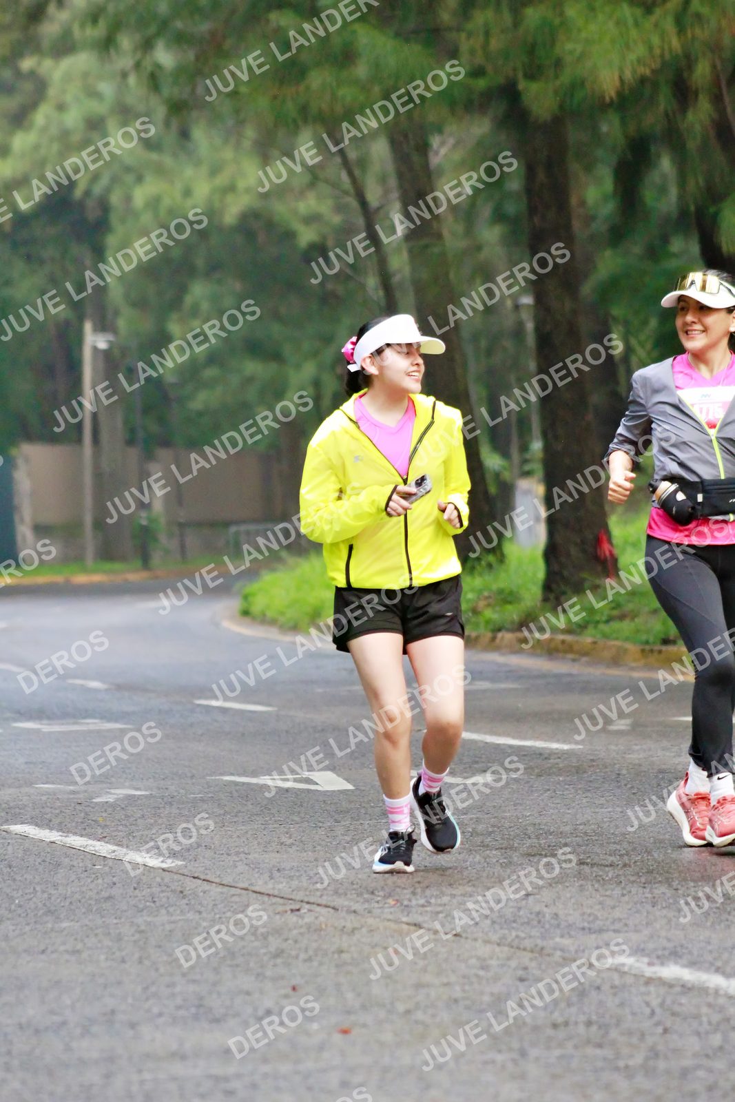 Foto del BARBIE RUN GUADALAJARA en Paseo Andares, Blvd. Puerta de Hierro 4965, Zapopan a las 07:13 · Ruta