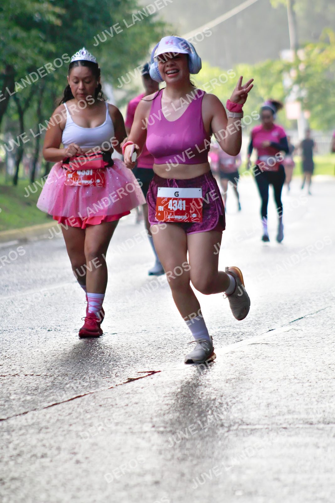 Foto del BARBIE RUN GUADALAJARA en Paseo Andares, Blvd. Puerta de Hierro 4965, Zapopan a las 07:43 · Ruta · dorsal 4341