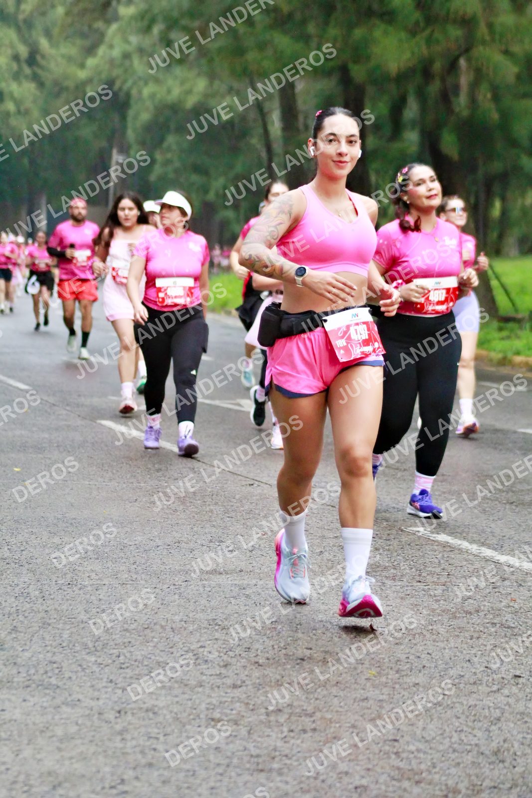 Foto del BARBIE RUN GUADALAJARA en Paseo Andares, Blvd. Puerta de Hierro 4965, Zapopan a las 07:07 · Ruta