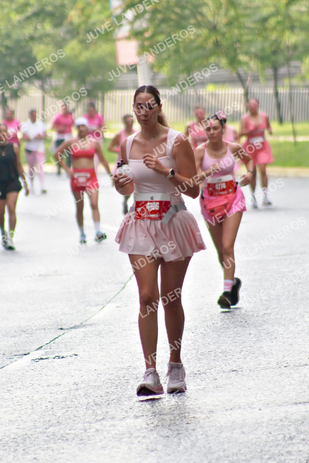 Foto del BARBIE RUN GUADALAJARA en Paseo Andares, Blvd. Puerta de Hierro 4965, Zapopan a las 07:49 · Ruta · dorsal 4196, 4774