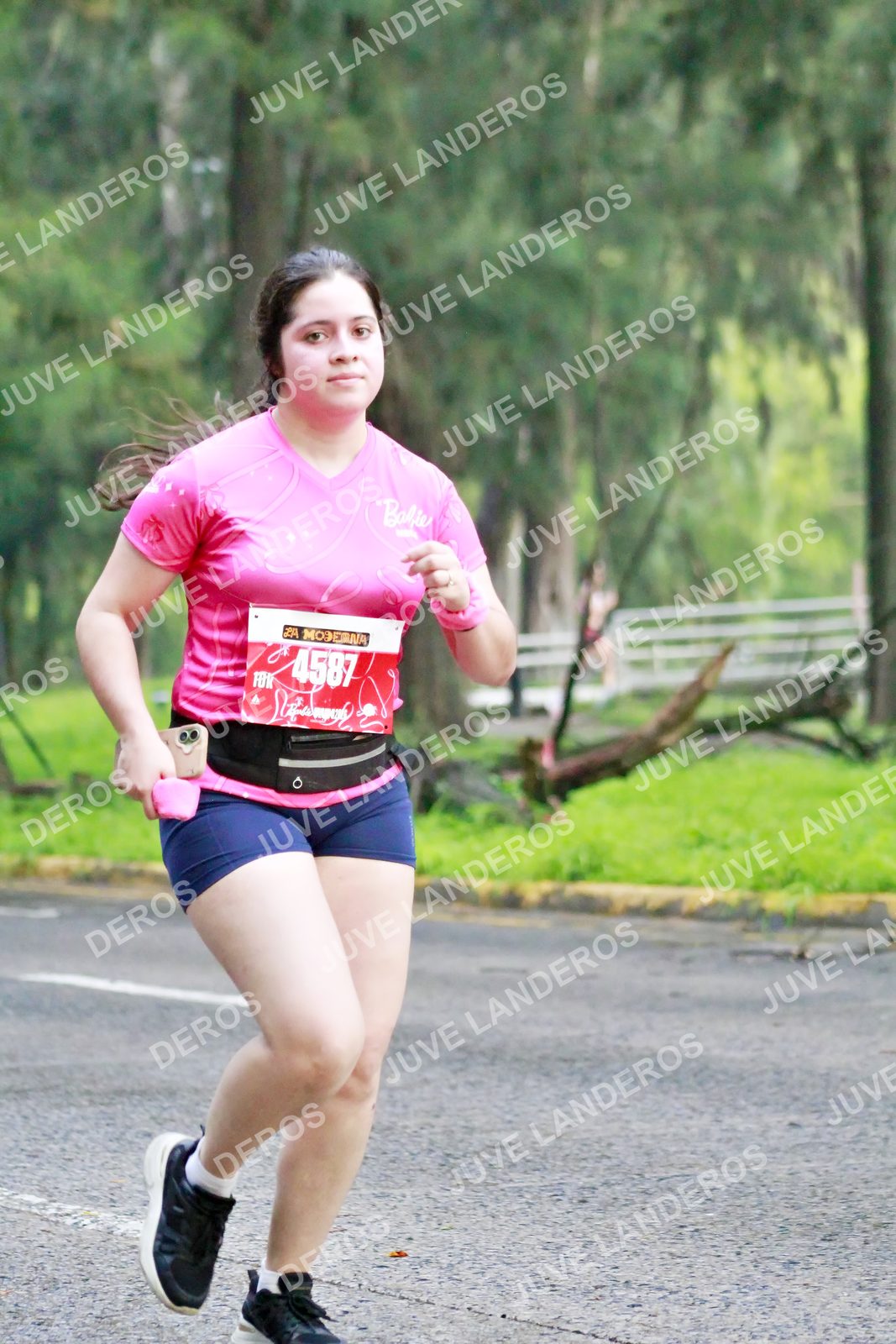 Foto del BARBIE RUN GUADALAJARA en Paseo Andares, Blvd. Puerta de Hierro 4965, Zapopan a las 07:12 · Ruta