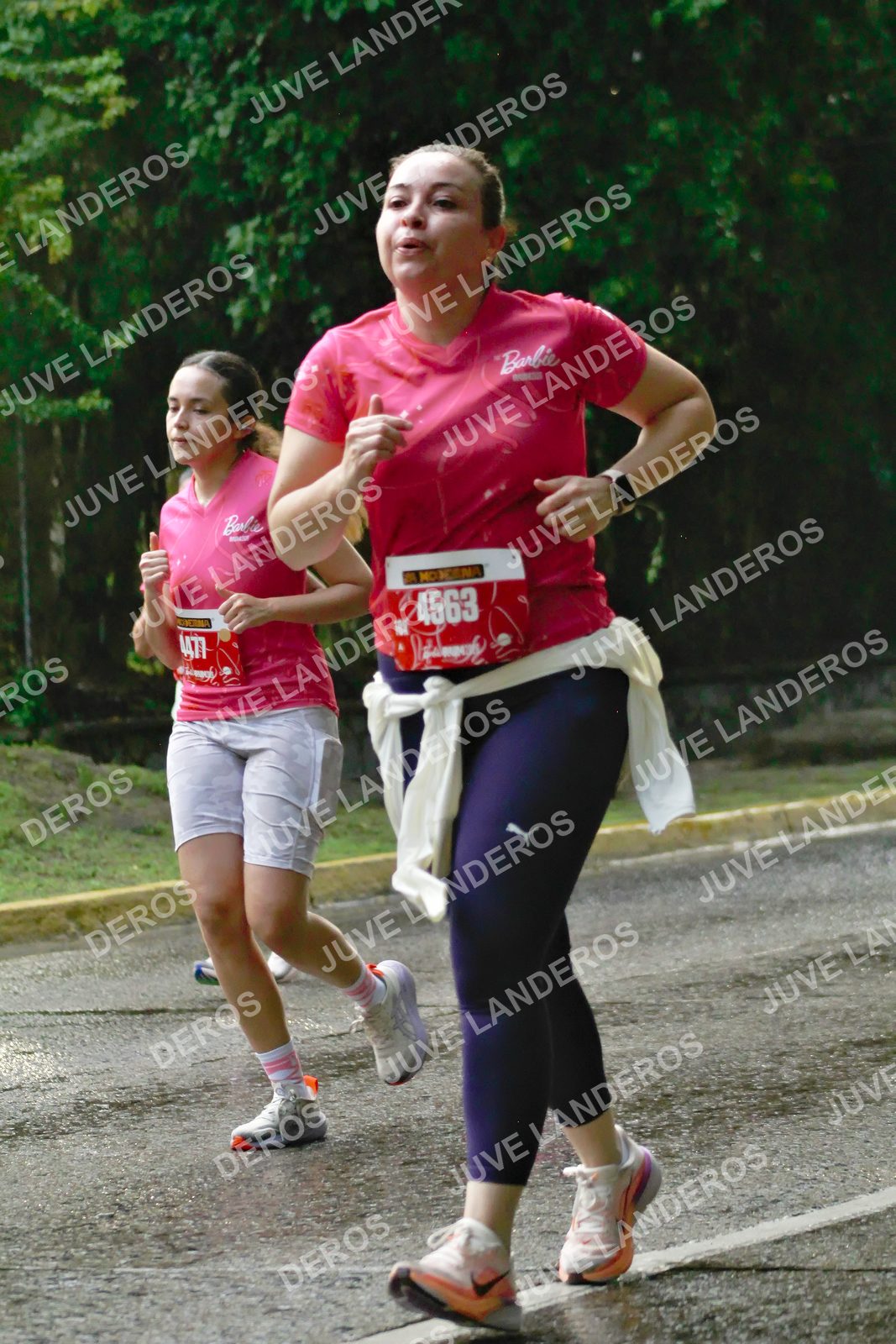 Foto del BARBIE RUN GUADALAJARA en Paseo Andares, Blvd. Puerta de Hierro 4965, Zapopan a las 07:43 · Ruta · dorsal 4563, 4477