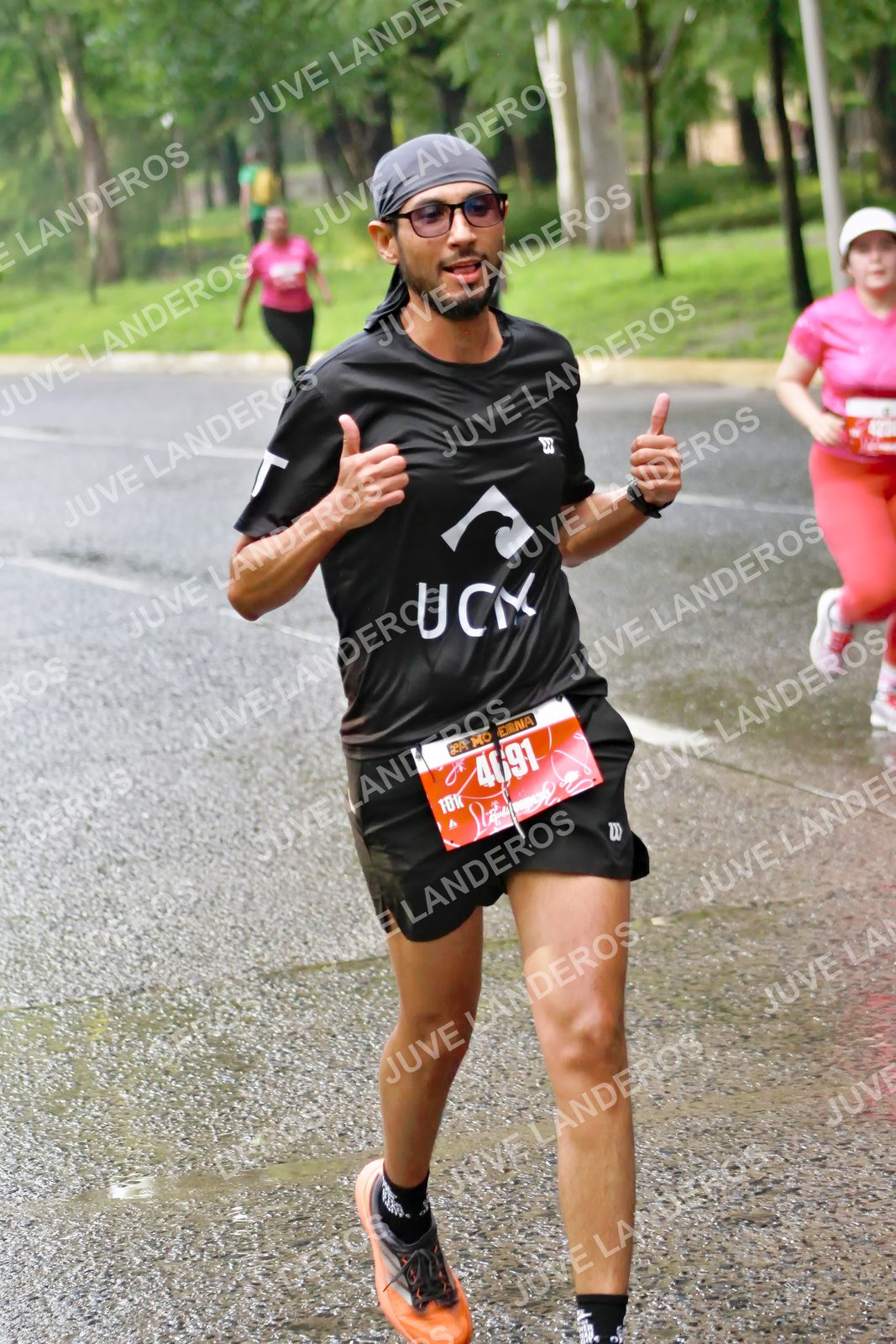 Foto del BARBIE RUN GUADALAJARA en Paseo Andares, Blvd. Puerta de Hierro 4965, Zapopan a las 07:49 · Ruta · dorsal 4691