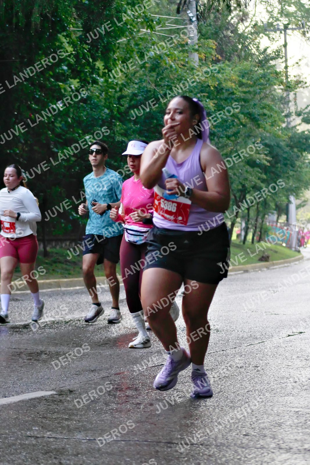 Foto del BARBIE RUN GUADALAJARA en Paseo Andares, Blvd. Puerta de Hierro 4965, Zapopan a las 07:41 · Ruta · dorsal 5386