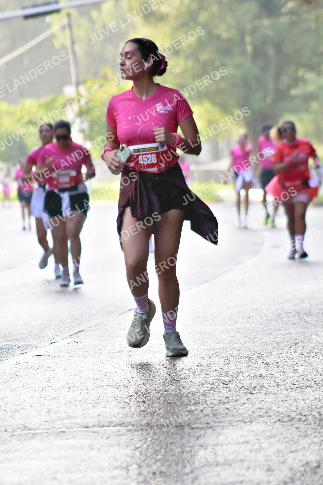 Foto del BARBIE RUN GUADALAJARA en Paseo Andares, Blvd. Puerta de Hierro 4965, Zapopan a las 07:42 · Ruta · dorsal 4526