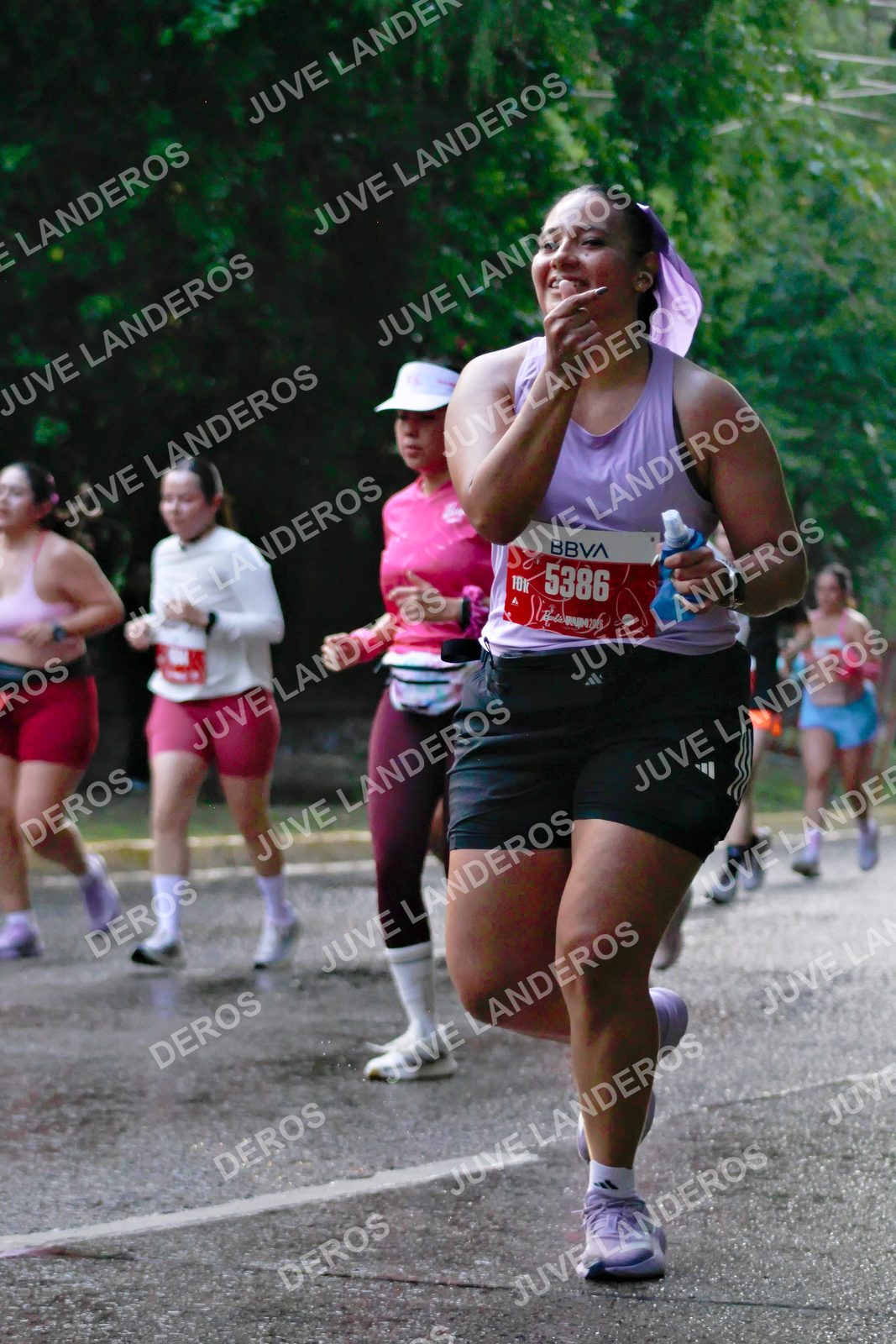 Foto del BARBIE RUN GUADALAJARA en Paseo Andares, Blvd. Puerta de Hierro 4965, Zapopan a las 07:41 · Ruta · dorsal 5386