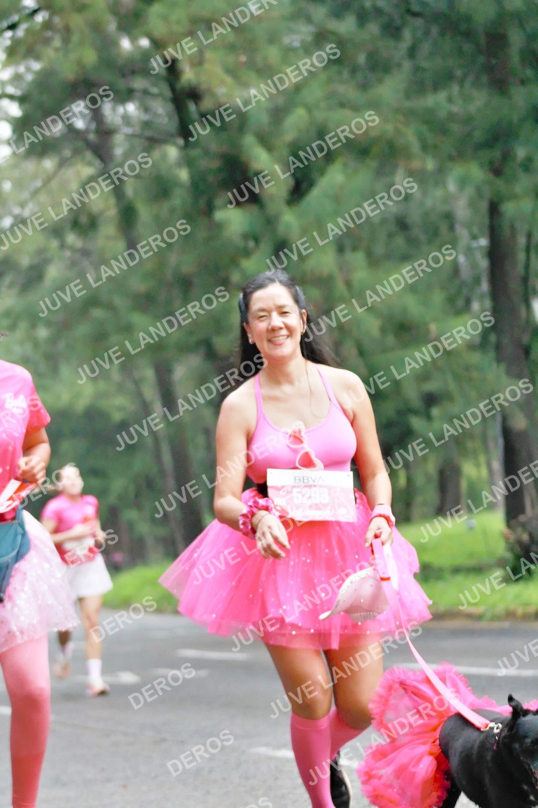 Foto del BARBIE RUN GUADALAJARA en Paseo Andares, Blvd. Puerta de Hierro 4965, Zapopan a las 07:25 · Ruta · dorsal 5293