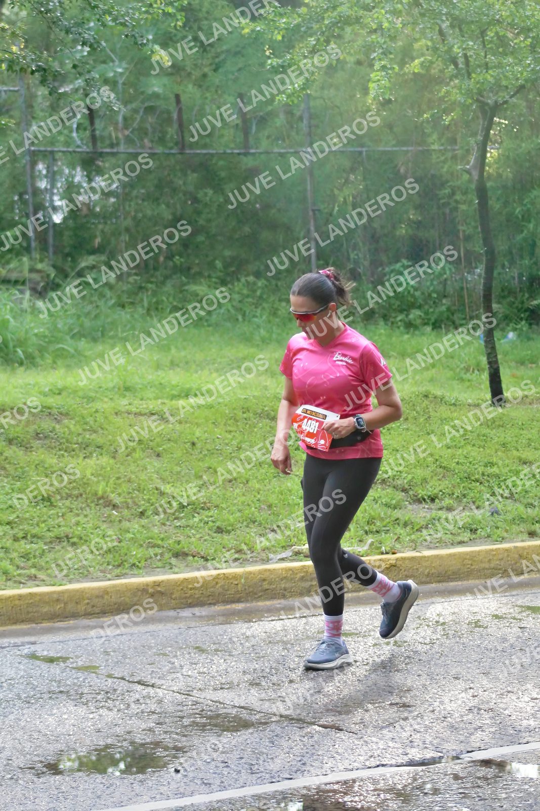 Foto del BARBIE RUN GUADALAJARA en Paseo Andares, Blvd. Puerta de Hierro 4965, Zapopan a las 07:47 · Ruta · dorsal 4481