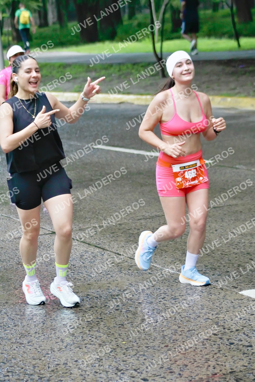 Foto del BARBIE RUN GUADALAJARA en Paseo Andares, Blvd. Puerta de Hierro 4965, Zapopan a las 07:49 · Ruta · dorsal 4662