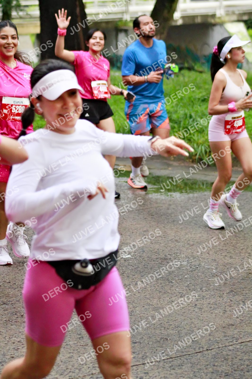Foto del BARBIE RUN GUADALAJARA en Paseo Andares, Blvd. Puerta de Hierro 4965, Zapopan a las 07:06 · Ruta