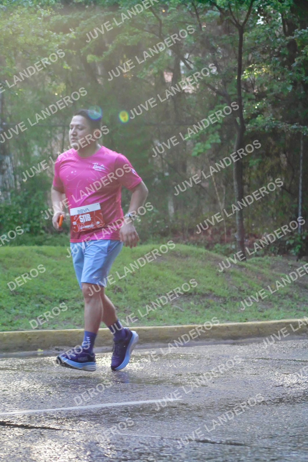 Foto del BARBIE RUN GUADALAJARA en Paseo Andares, Blvd. Puerta de Hierro 4965, Zapopan a las 07:42 · Ruta · dorsal 5118
