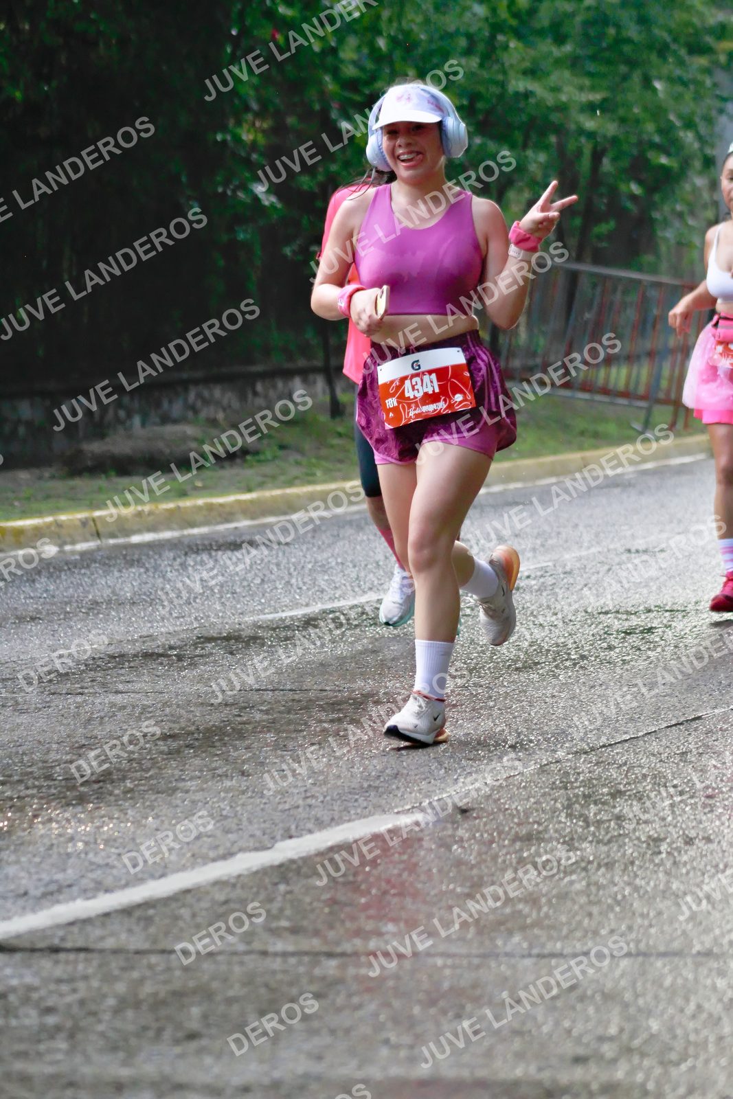 Foto del BARBIE RUN GUADALAJARA en Paseo Andares, Blvd. Puerta de Hierro 4965, Zapopan a las 07:43 · Ruta · dorsal 4341