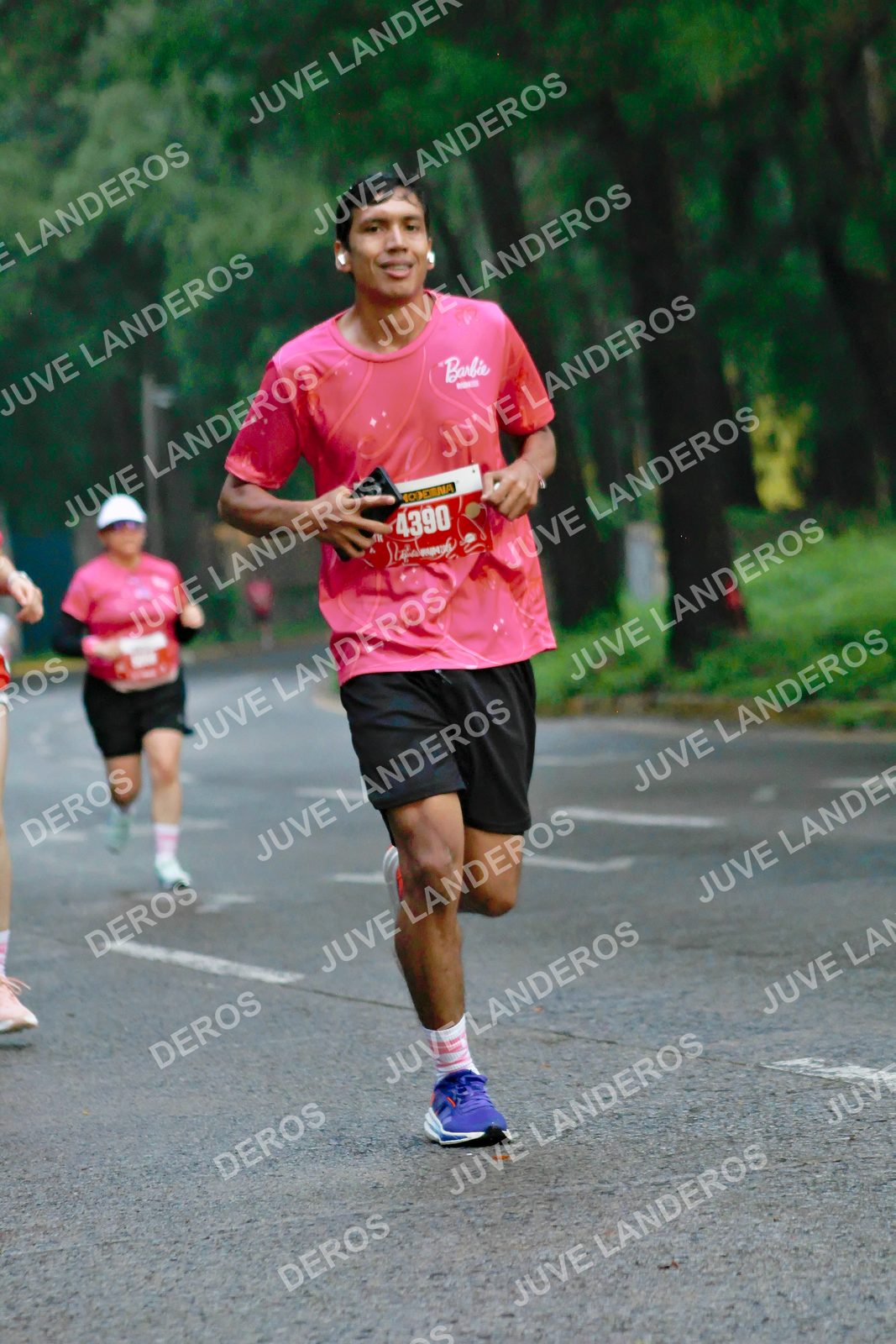 Foto del BARBIE RUN GUADALAJARA en Paseo Andares, Blvd. Puerta de Hierro 4965, Zapopan a las 07:20 · Ruta