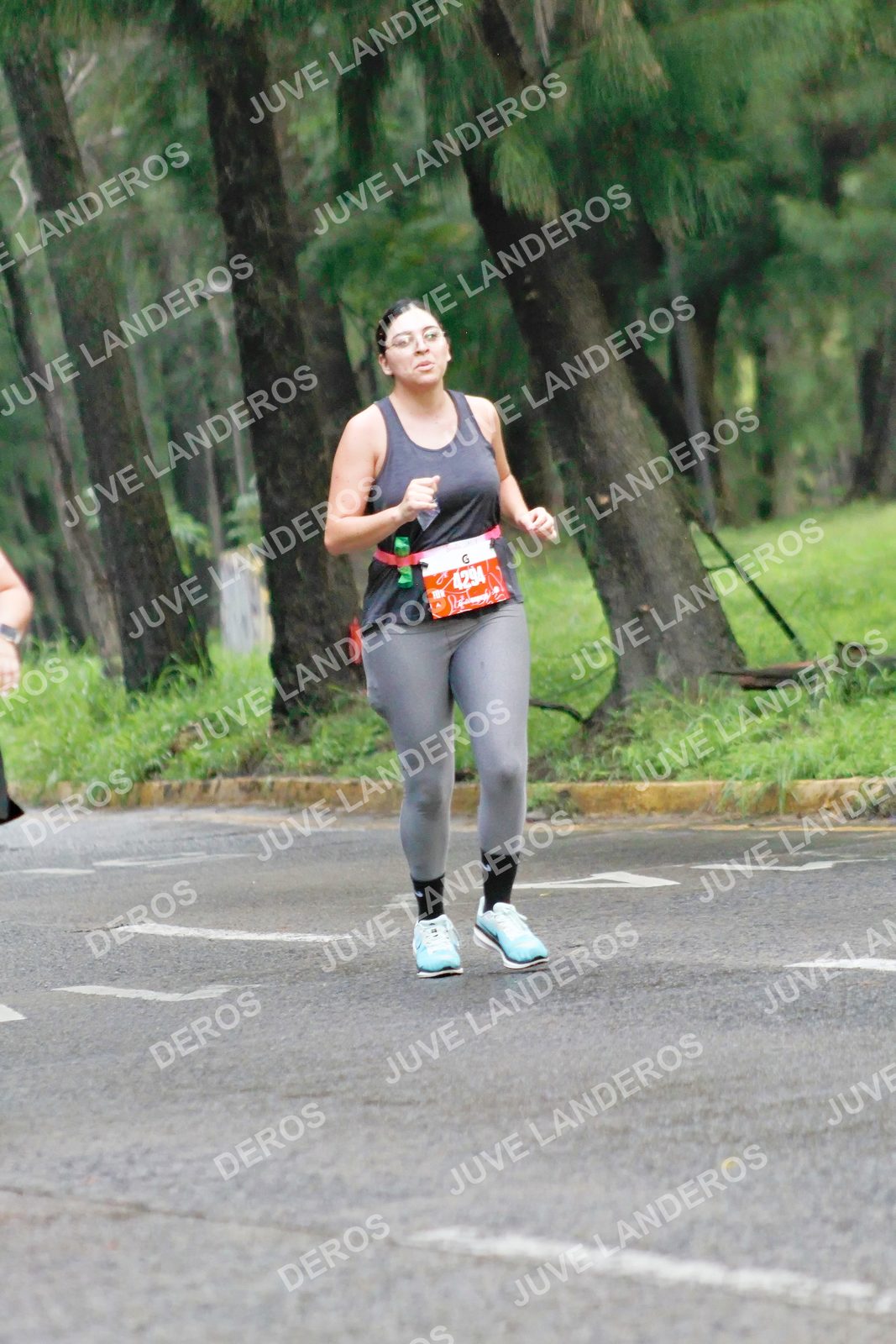 Foto del BARBIE RUN GUADALAJARA en Paseo Andares, Blvd. Puerta de Hierro 4965, Zapopan a las 07:25 · Ruta · dorsal 4294
