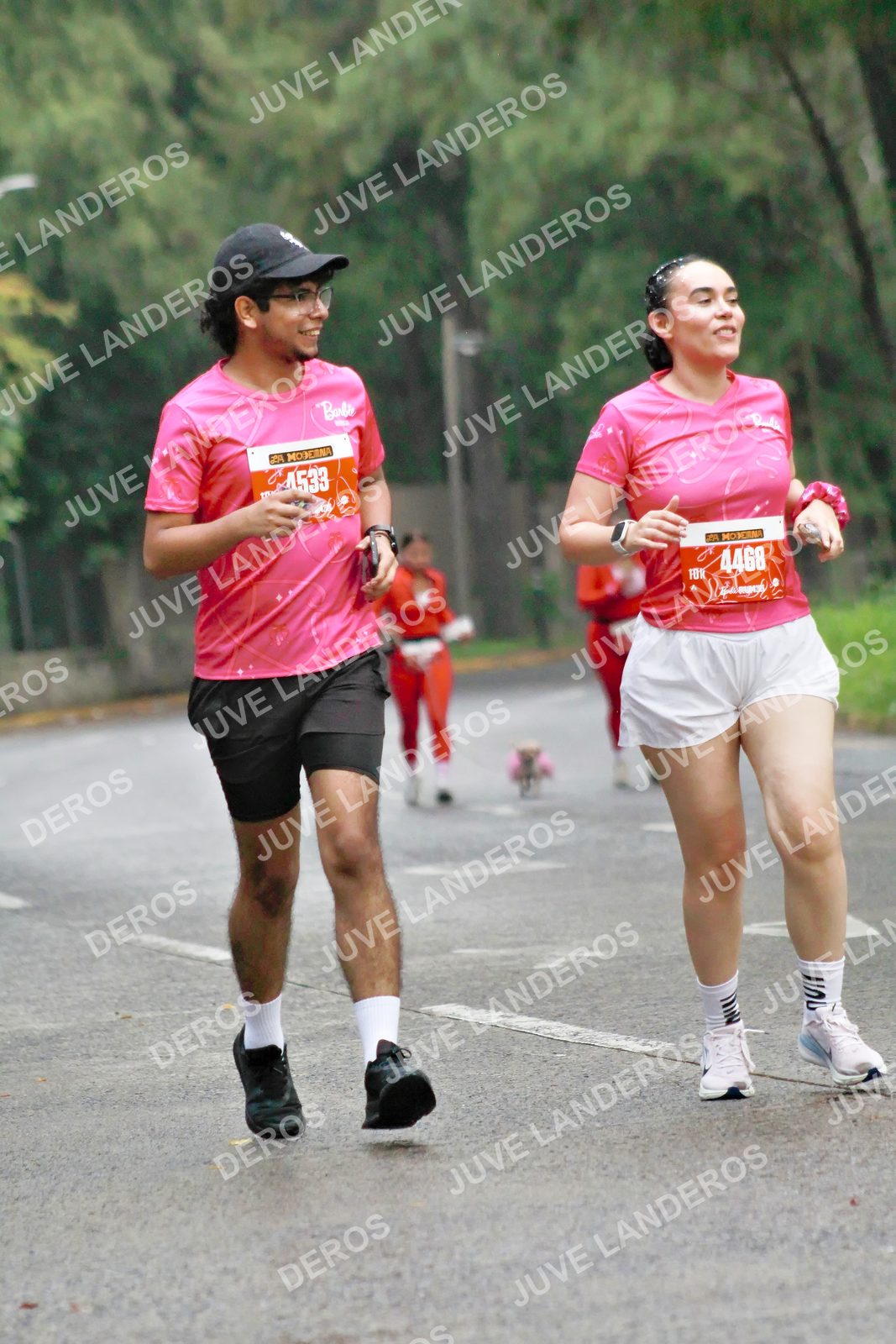 Foto del BARBIE RUN GUADALAJARA en Paseo Andares, Blvd. Puerta de Hierro 4965, Zapopan a las 07:27 · Ruta · dorsal 4468