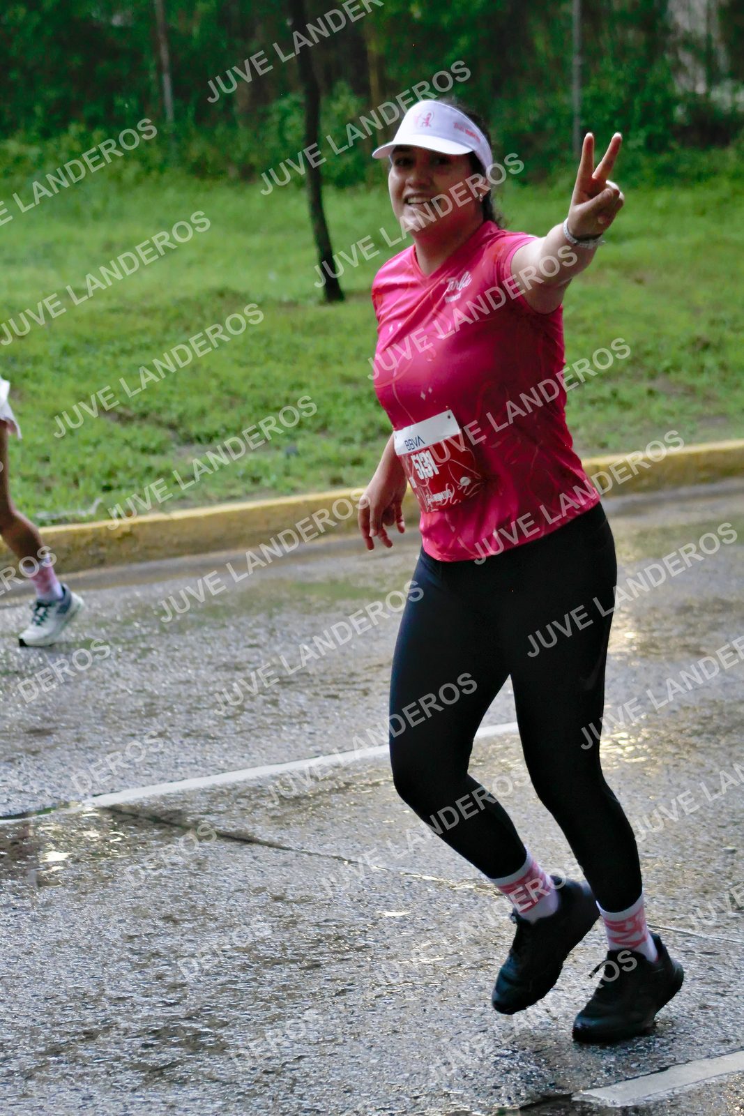 Foto del BARBIE RUN GUADALAJARA en Paseo Andares, Blvd. Puerta de Hierro 4965, Zapopan a las 07:36 · Ruta · dorsal 5131