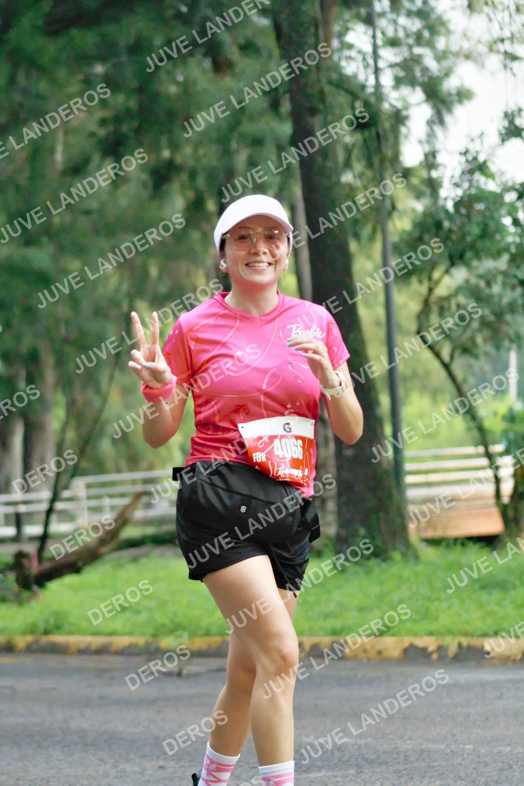 Foto del BARBIE RUN GUADALAJARA en Paseo Andares, Blvd. Puerta de Hierro 4965, Zapopan a las 07:21 · Ruta · dorsal 4066