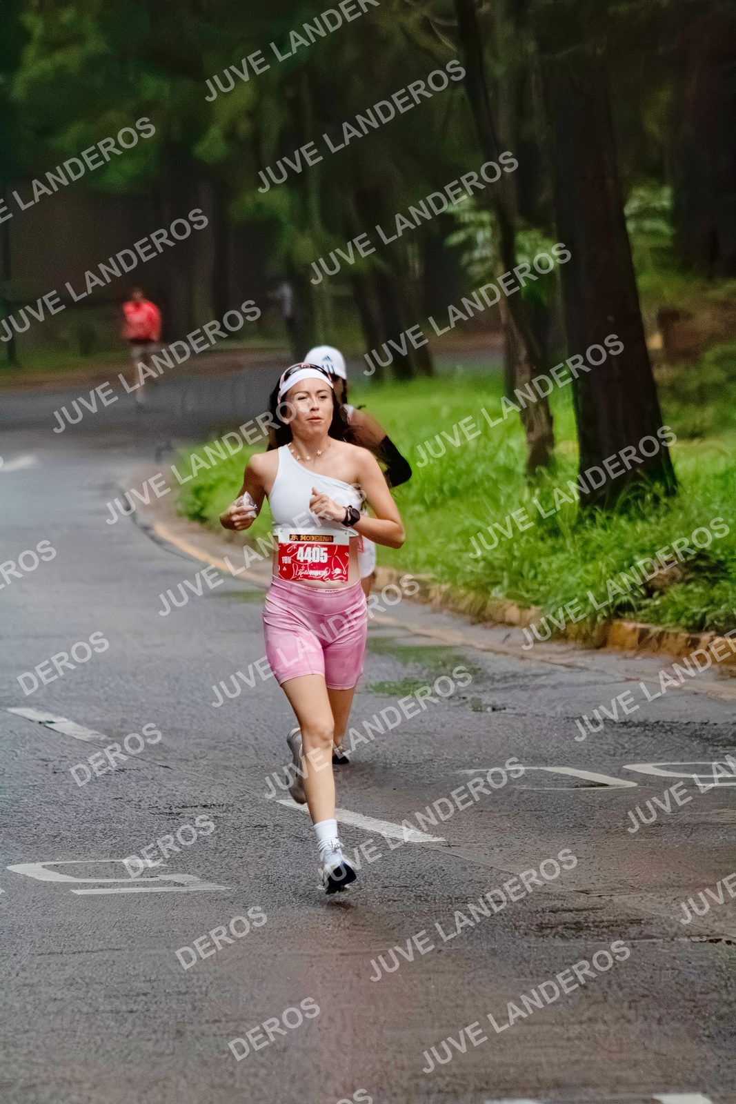 Foto del BARBIE RUN GUADALAJARA en Paseo Andares, Blvd. Puerta de Hierro 4965, Zapopan a las 06:56 · Ruta · dorsal 4405