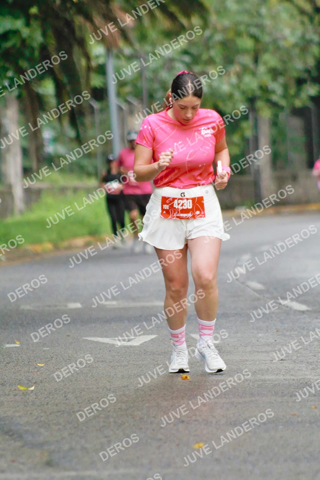 Foto del BARBIE RUN GUADALAJARA en Paseo Andares, Blvd. Puerta de Hierro 4965, Zapopan a las 07:23 · Ruta · dorsal 4230