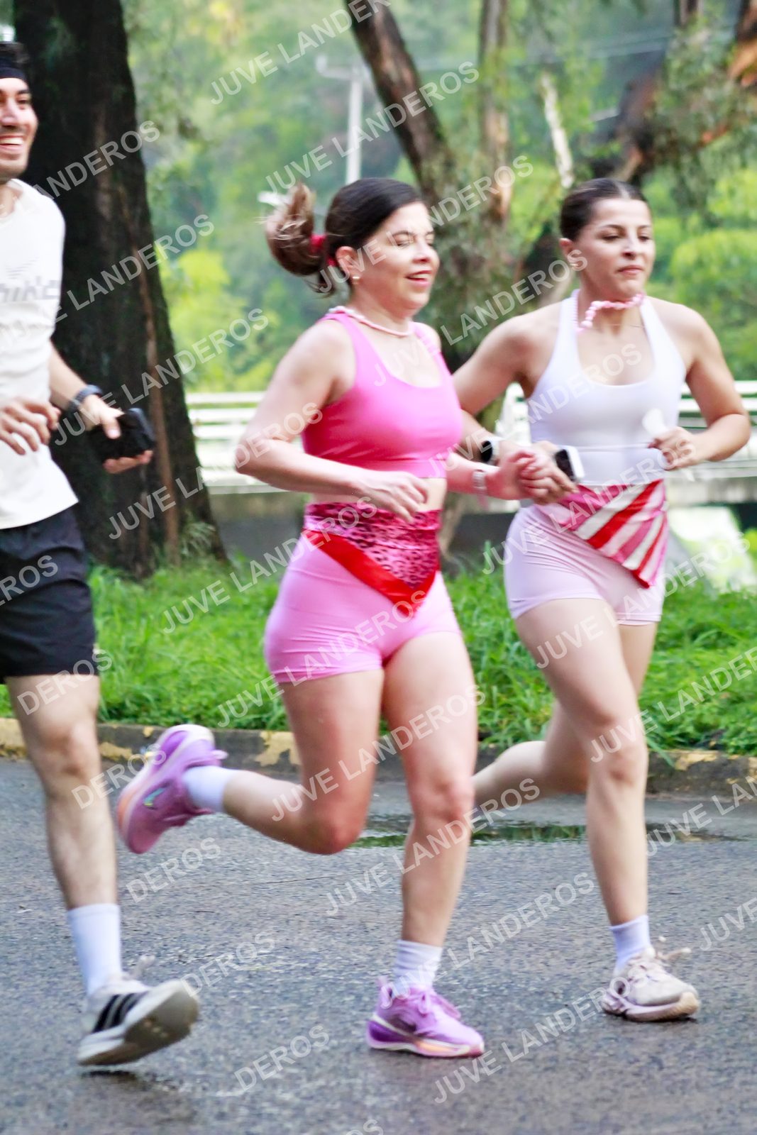 Foto del BARBIE RUN GUADALAJARA en Paseo Andares, Blvd. Puerta de Hierro 4965, Zapopan a las 07:15 · Ruta
