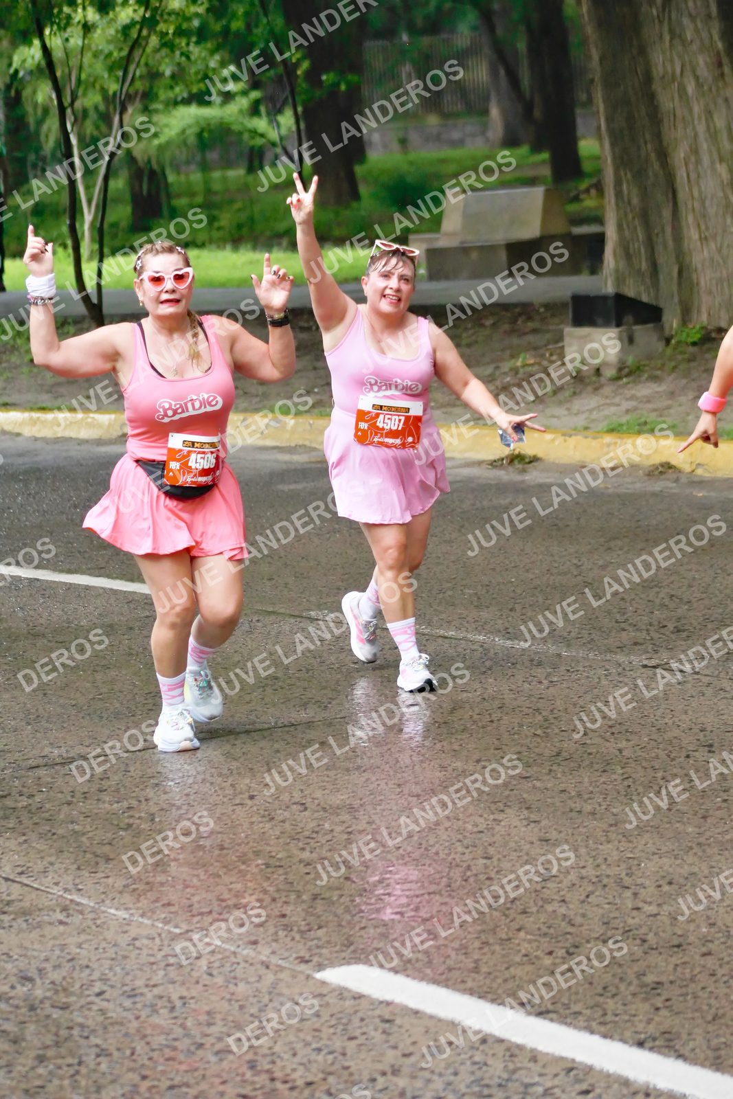 Foto del BARBIE RUN GUADALAJARA en Paseo Andares, Blvd. Puerta de Hierro 4965, Zapopan a las 07:49 · Ruta · dorsal 4506