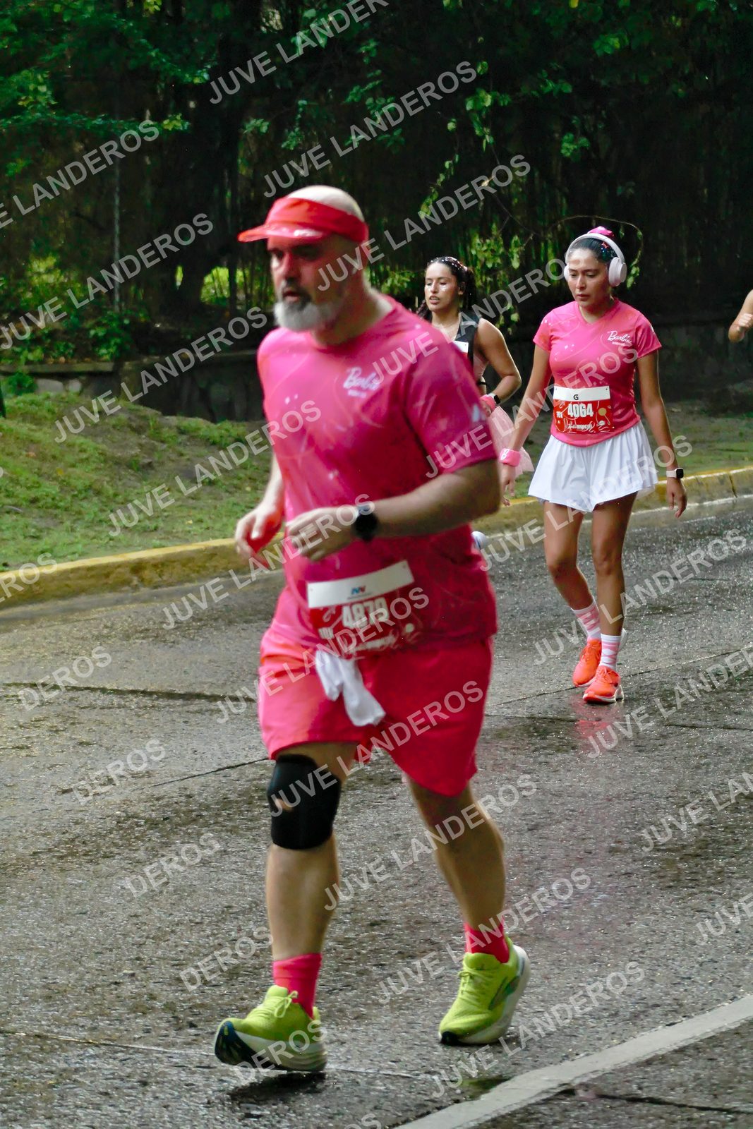 Foto del BARBIE RUN GUADALAJARA en Paseo Andares, Blvd. Puerta de Hierro 4965, Zapopan a las 07:38 · Ruta · dorsal 4879, 4064