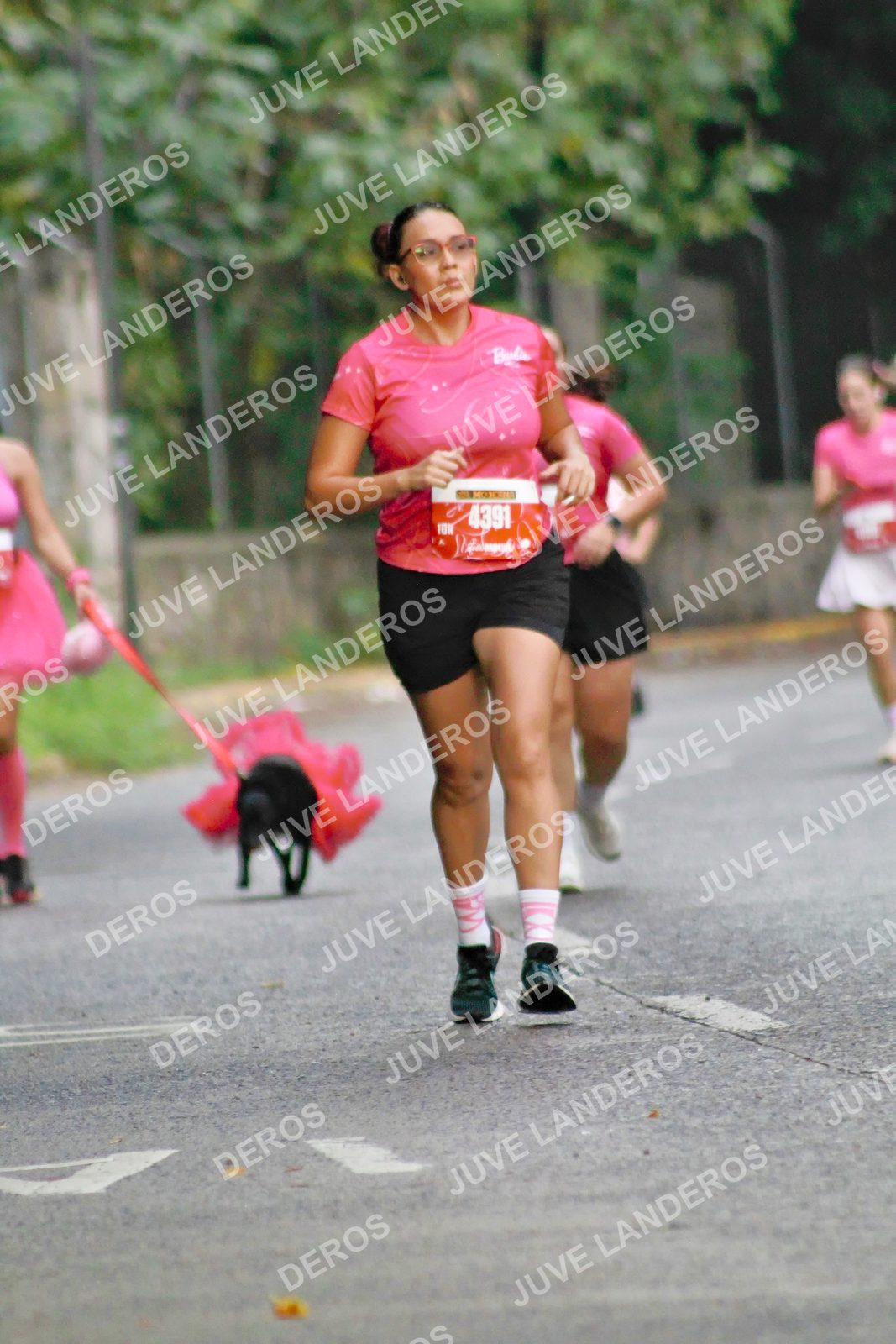 Foto del BARBIE RUN GUADALAJARA en Paseo Andares, Blvd. Puerta de Hierro 4965, Zapopan a las 07:24 · Ruta · dorsal 4391