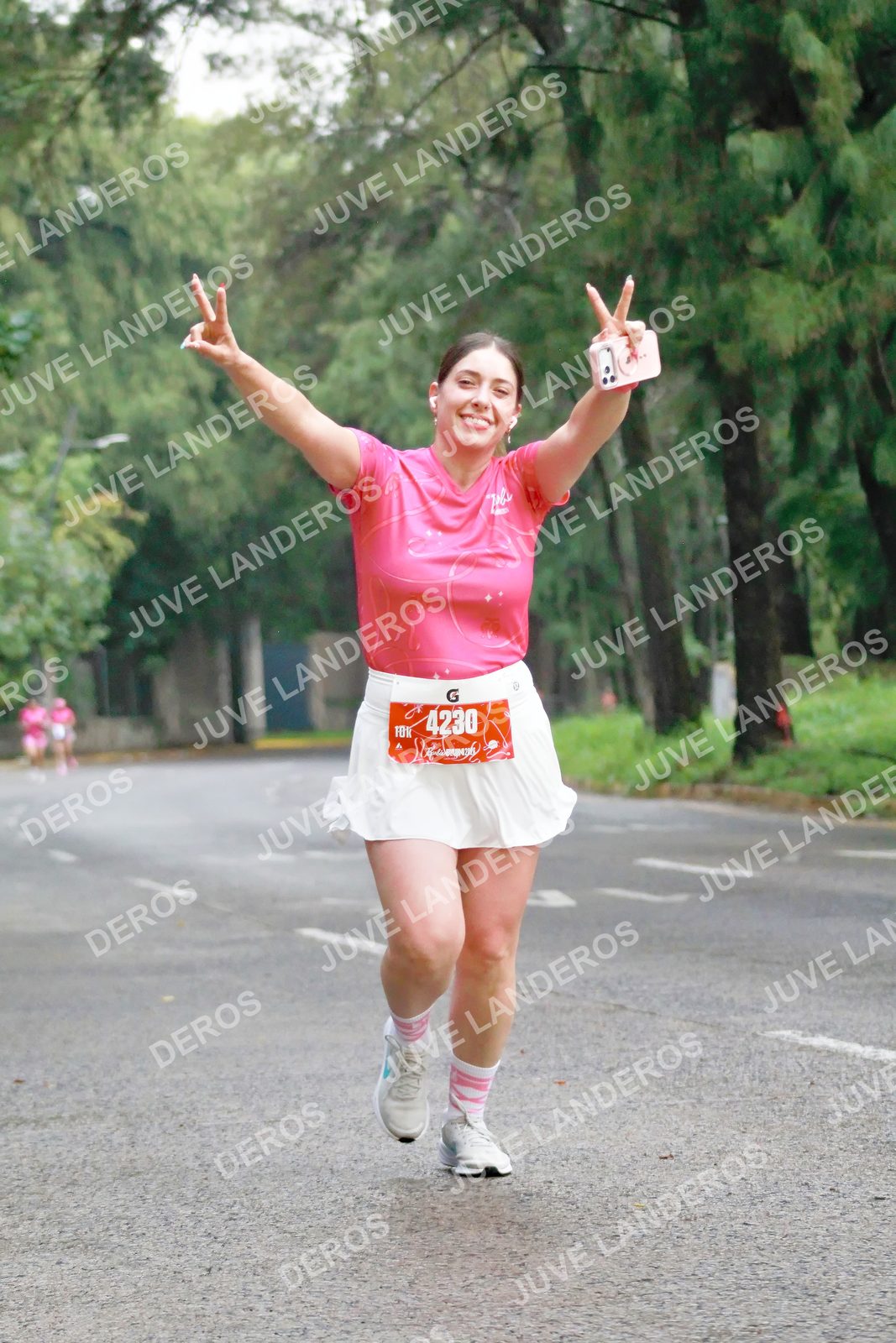 Foto del BARBIE RUN GUADALAJARA en Paseo Andares, Blvd. Puerta de Hierro 4965, Zapopan a las 07:23 · Ruta · dorsal 4230
