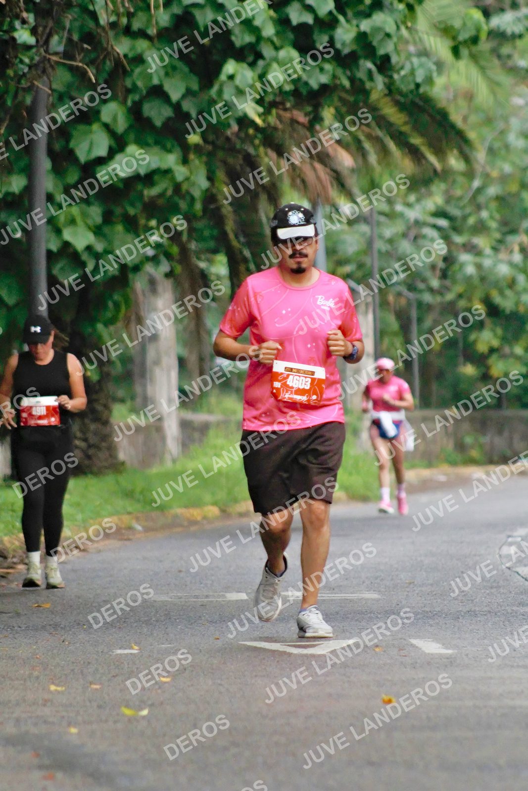 Foto del BARBIE RUN GUADALAJARA en Paseo Andares, Blvd. Puerta de Hierro 4965, Zapopan a las 07:23 · Ruta · dorsal 4603, 4911